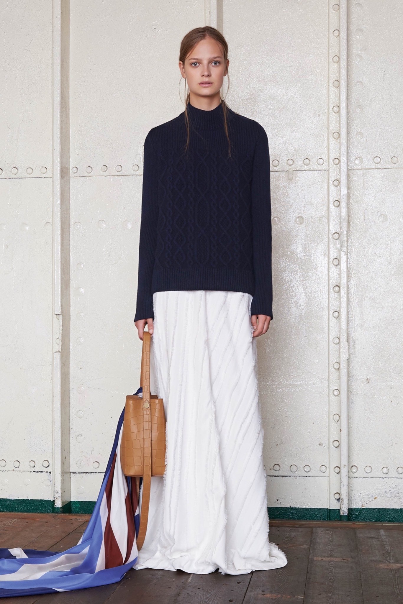 Mulberry Resort 16 Look 6