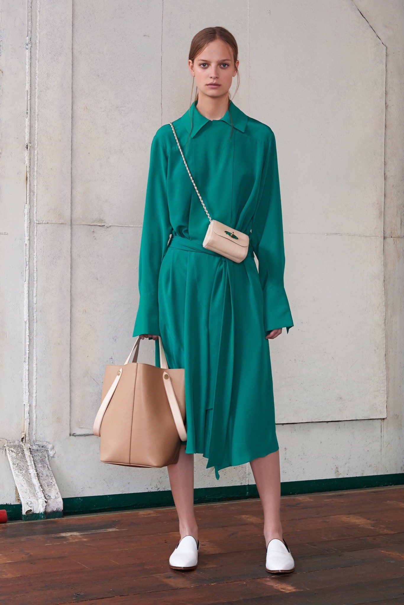 Mulberry Resort 16 Look 10