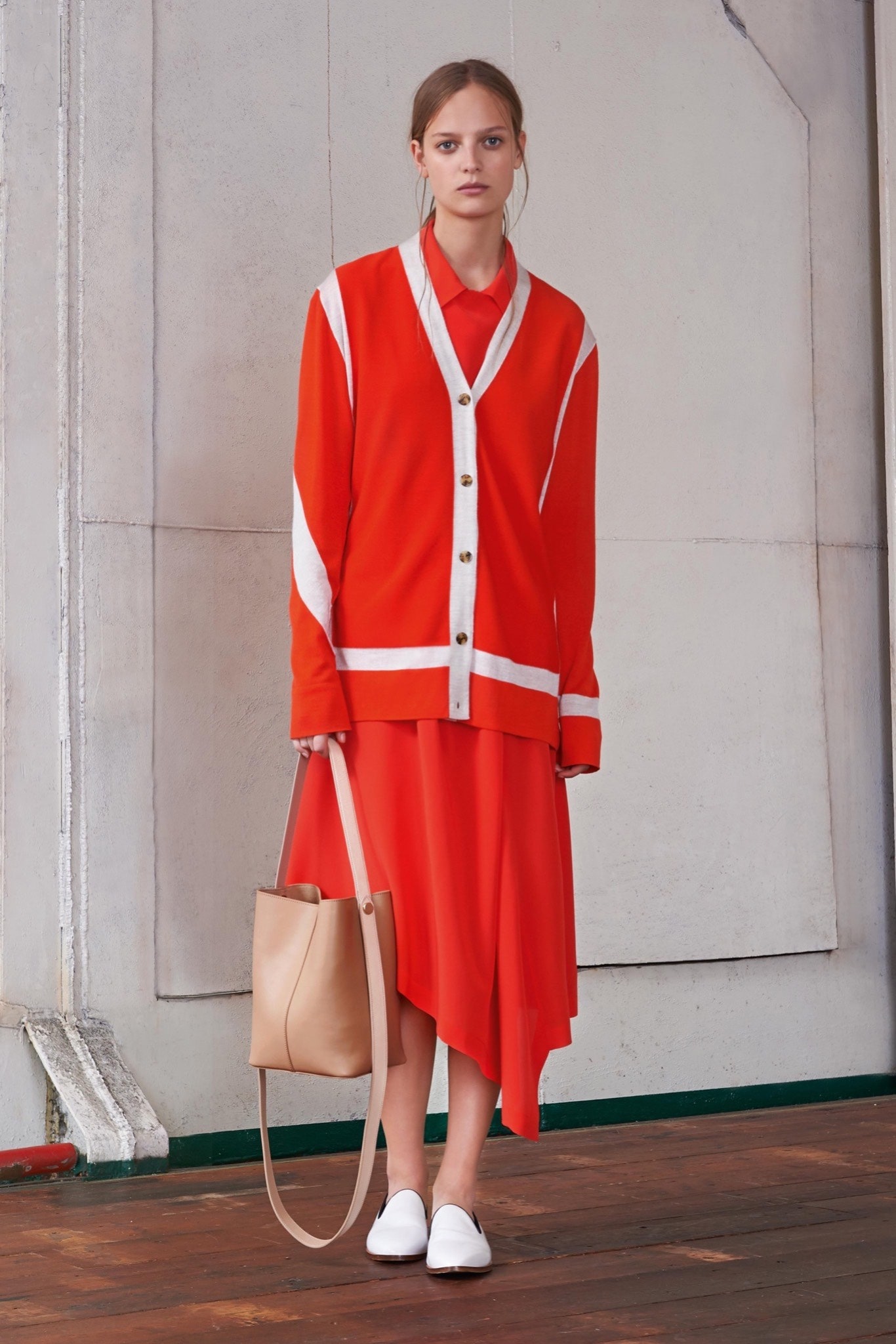 Mulberry Resort 16 Look 11