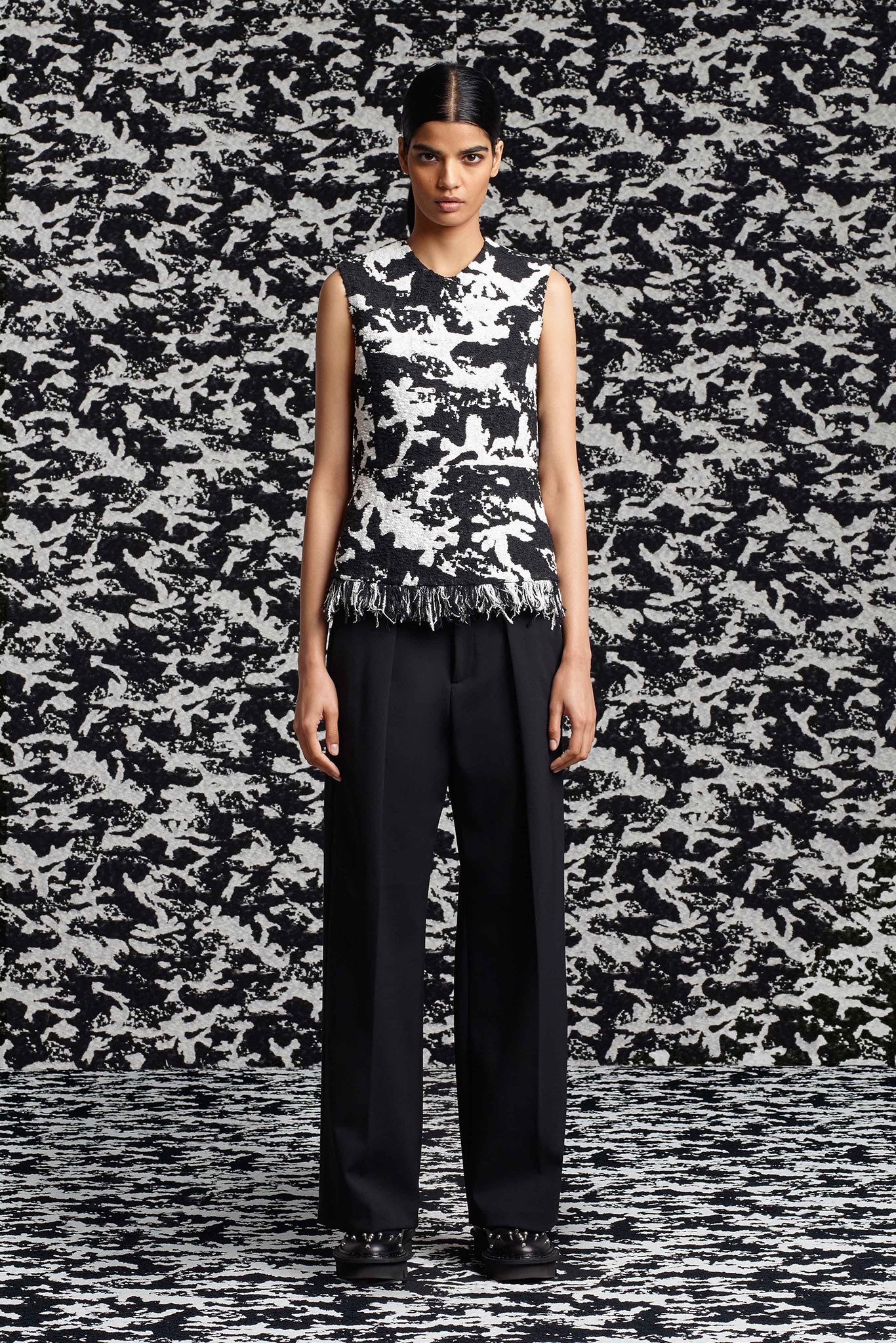 Neil Barrett Resort 16 Look 1