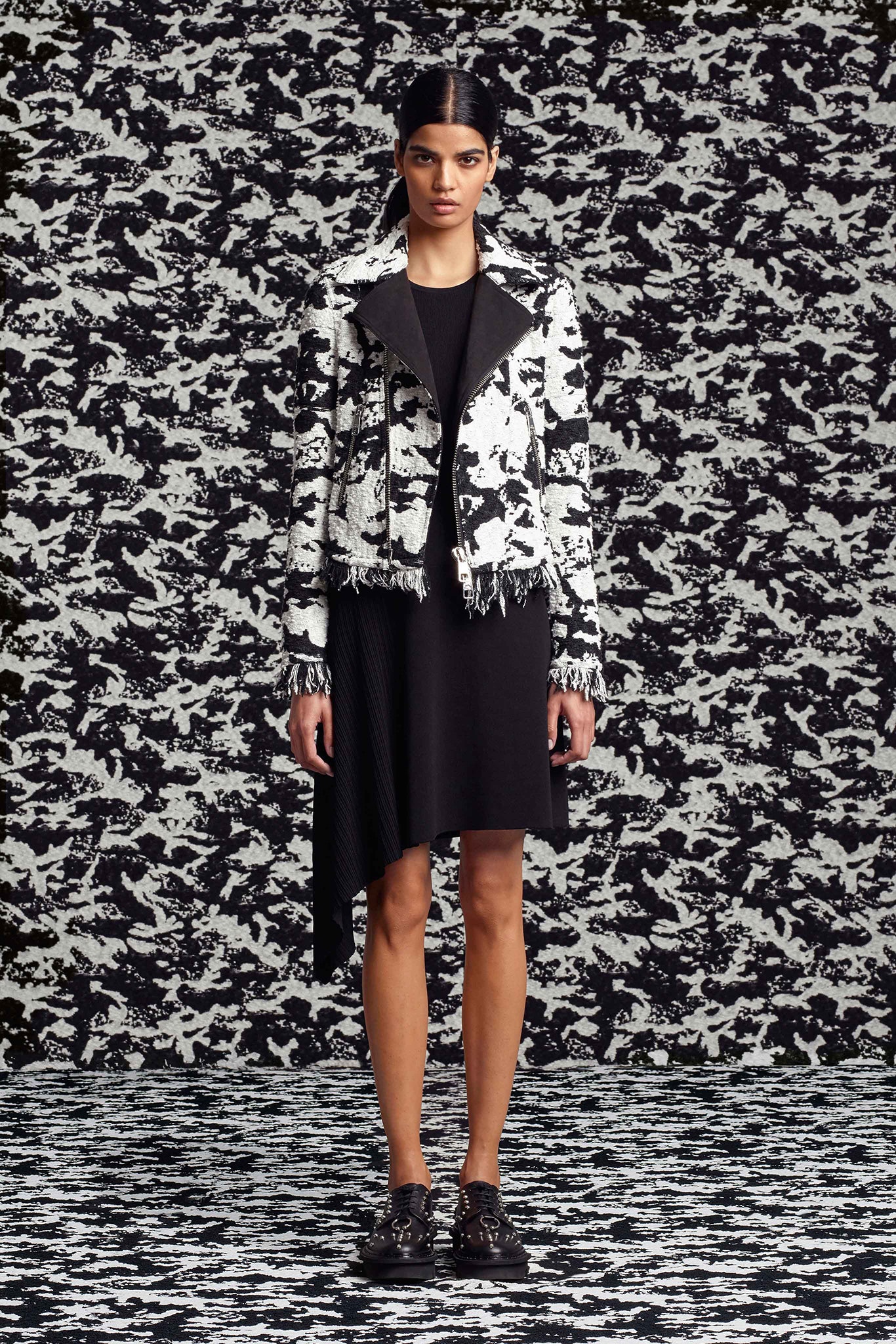 Neil Barrett Resort 16 Look 6