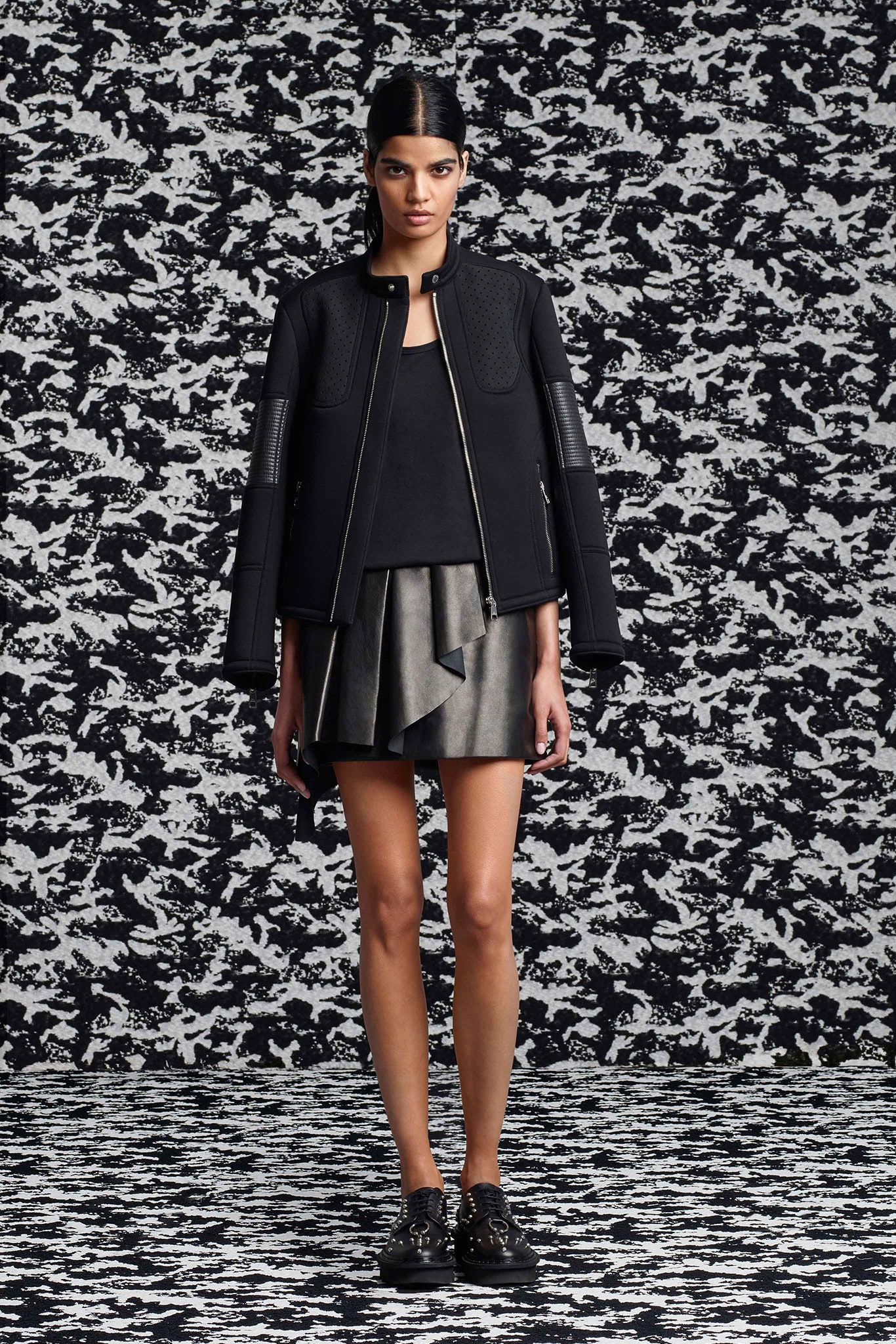 Neil Barrett Resort 16 Look 22