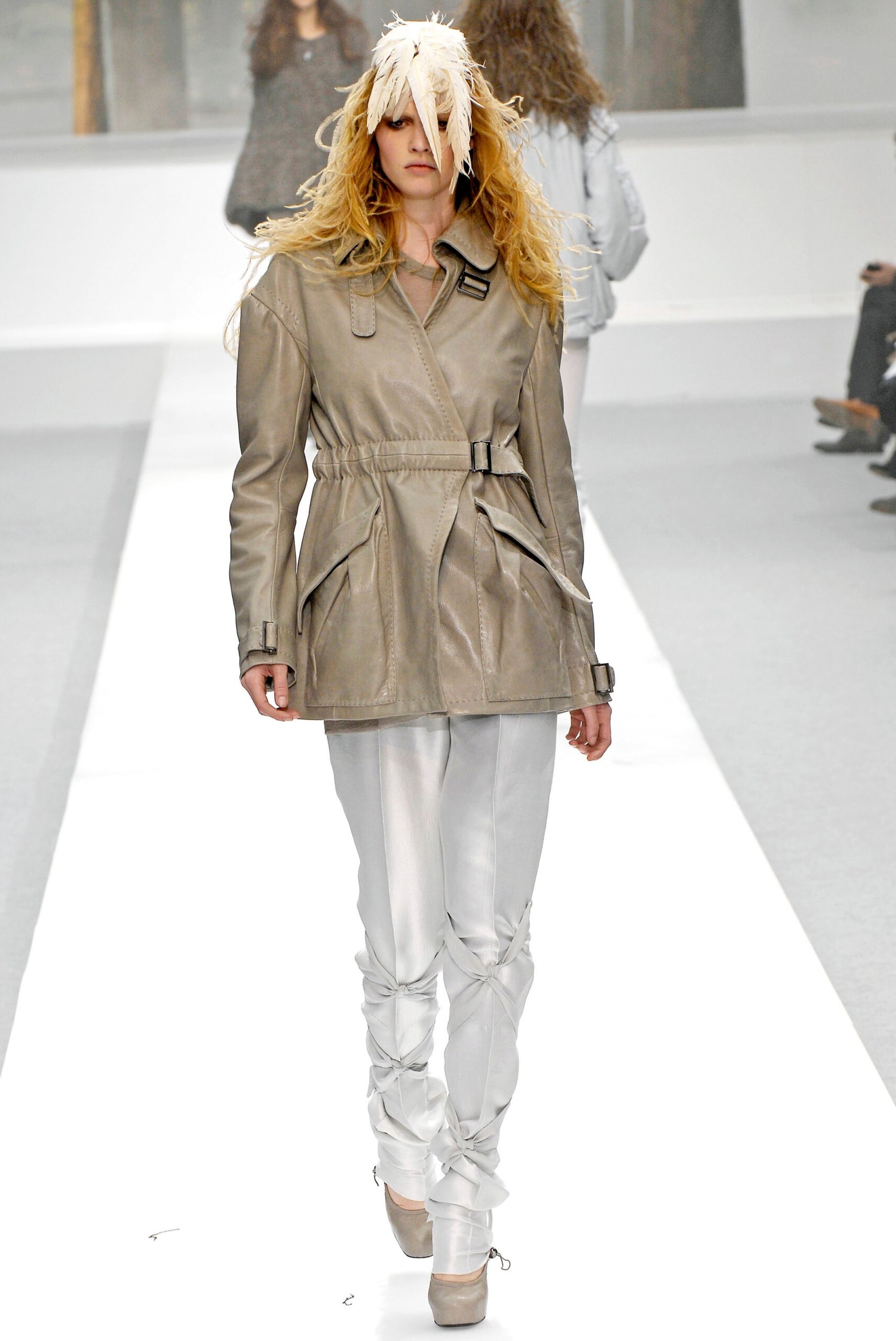 Nina Ricci F/W 07 Look 25
