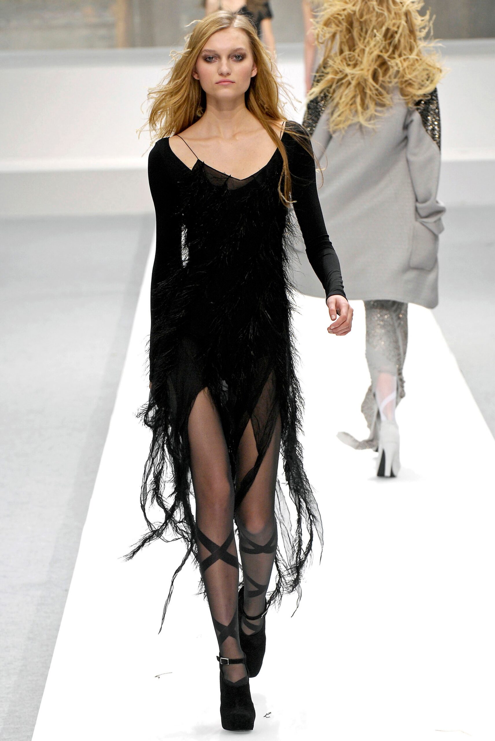 Nina Ricci F/W 07 Look 29