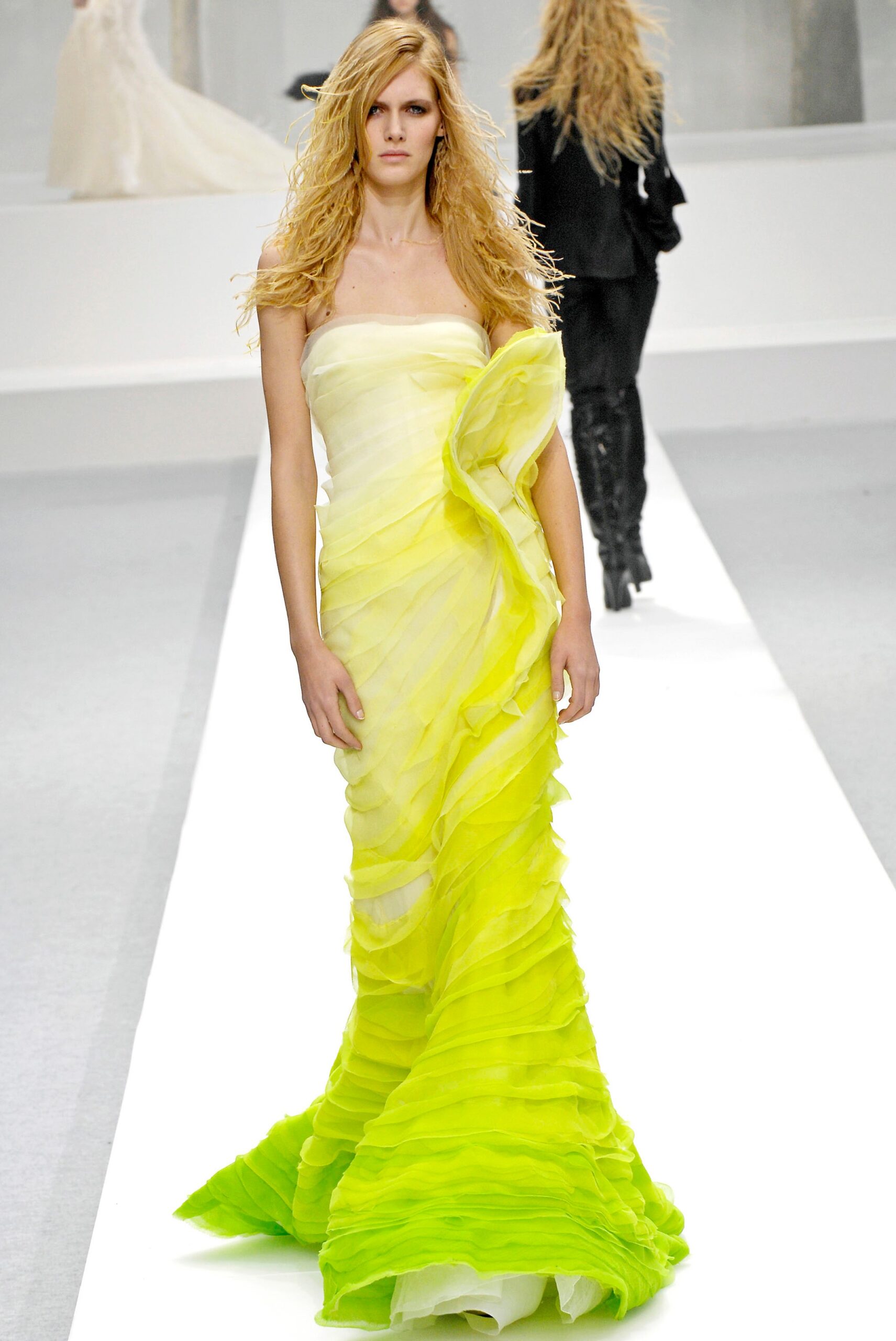 Nina Ricci F/W 07 Look 43