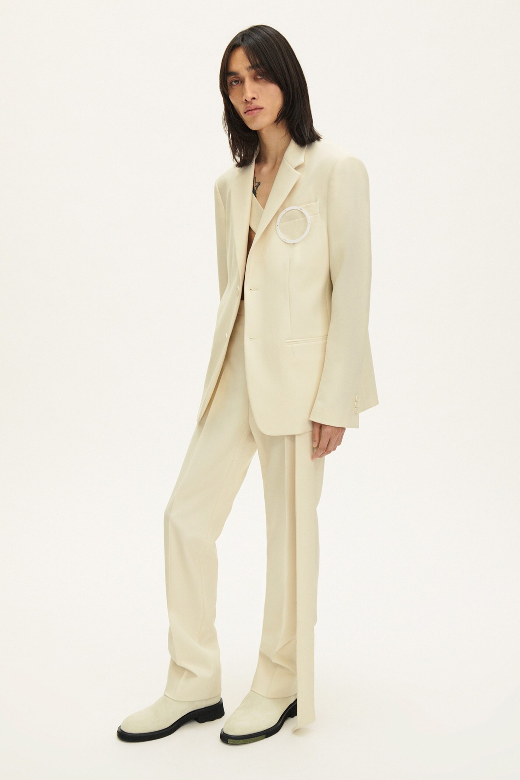 Off-White S/S 22 Menswear Look 1