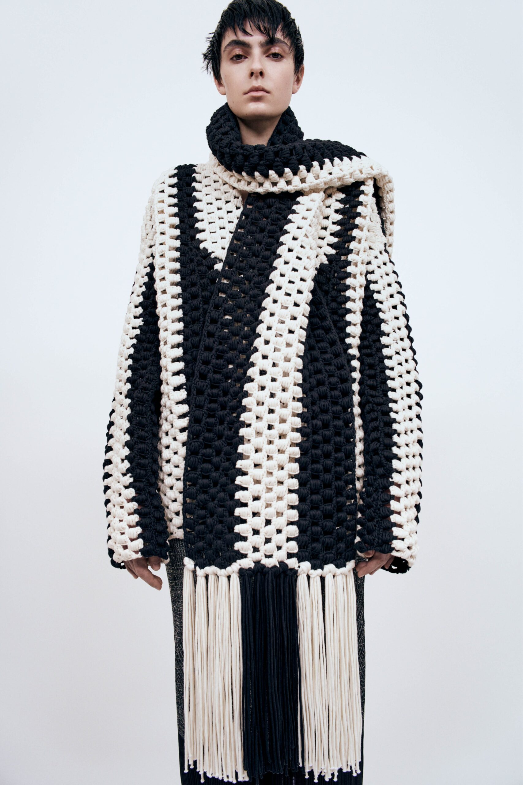Partow F/W 22 Look 1