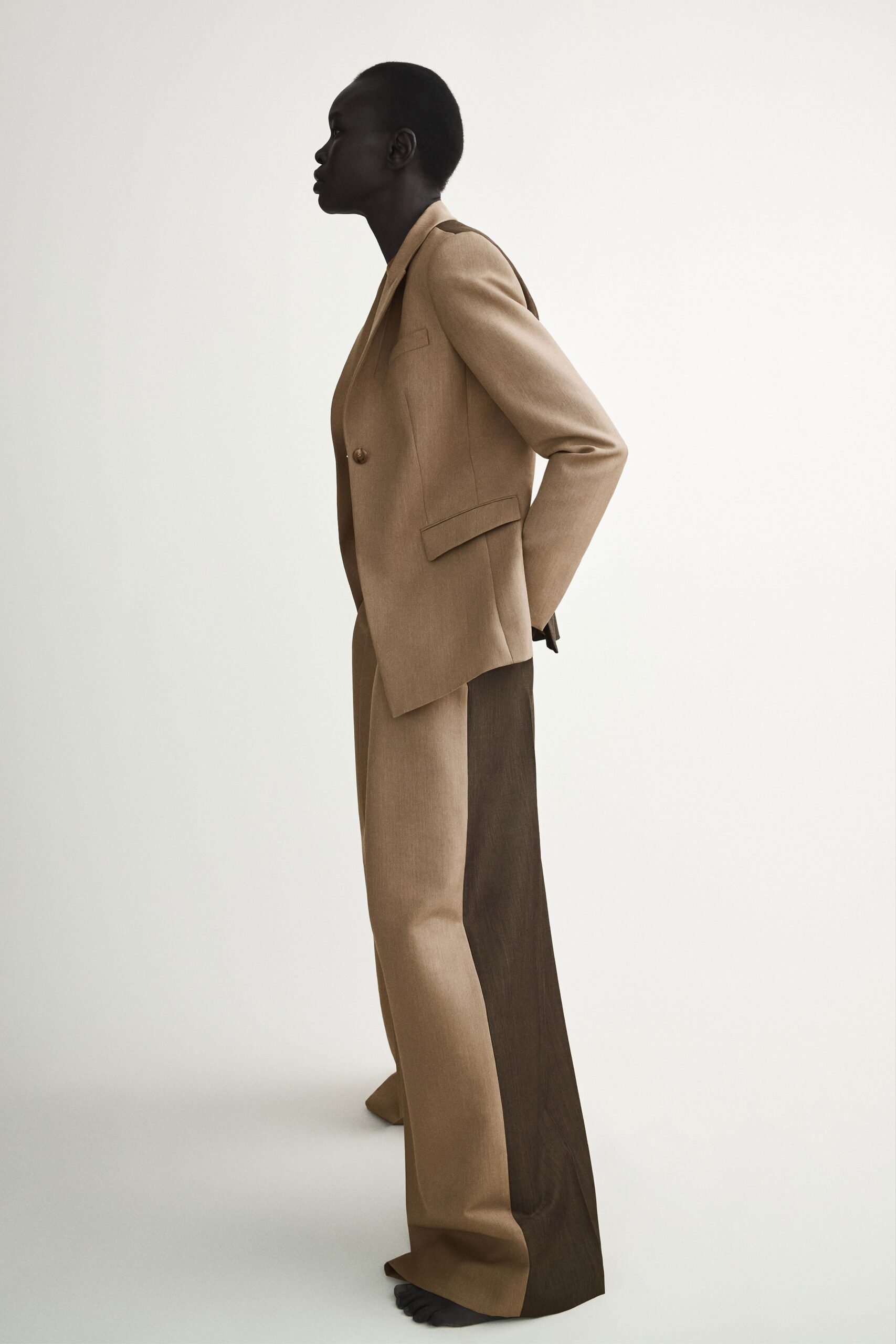 Partow F/W 20 Look 1