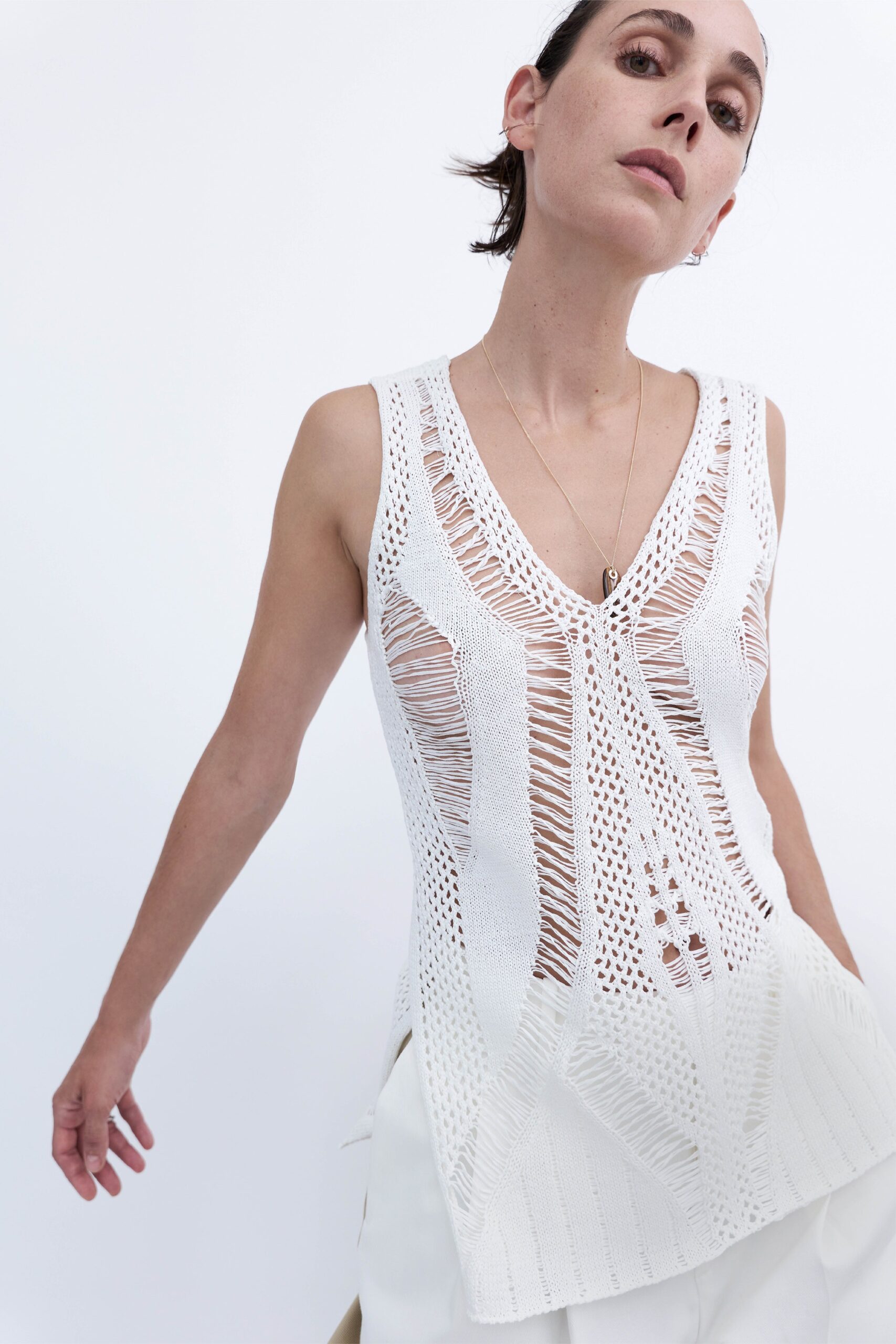 Partow S/S 22 Look 1