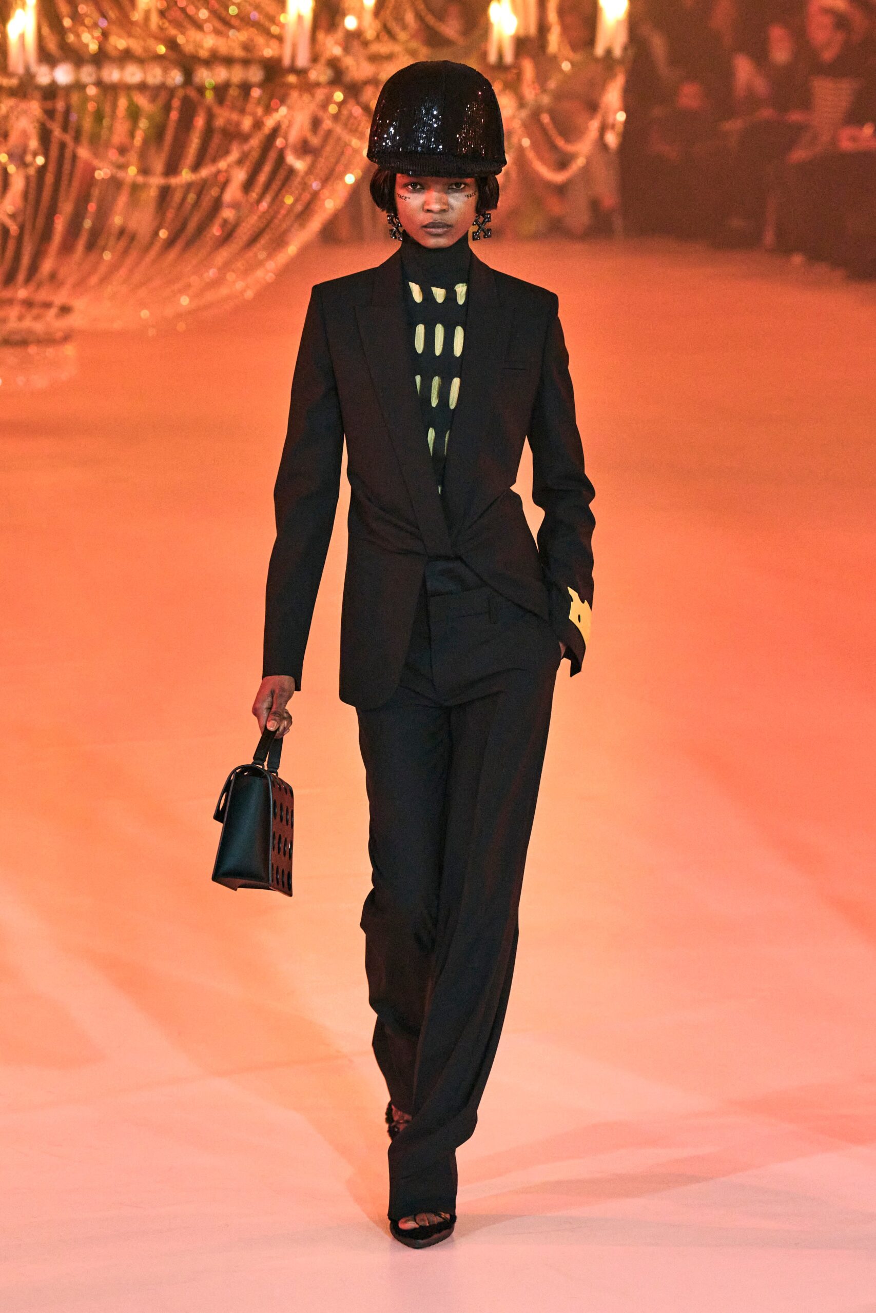 Off-White F/W 22 Menswear Look 1