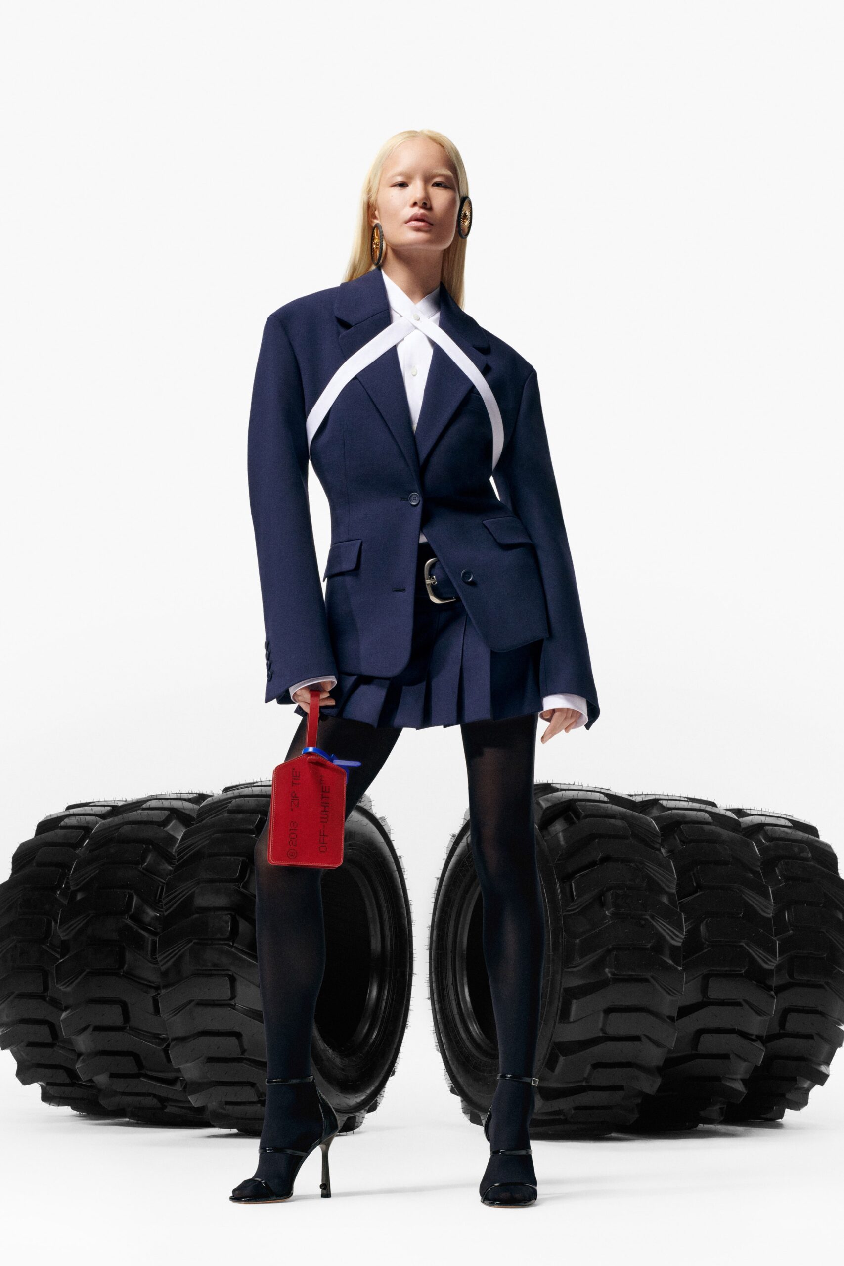Off-White F/W 23 Look 1