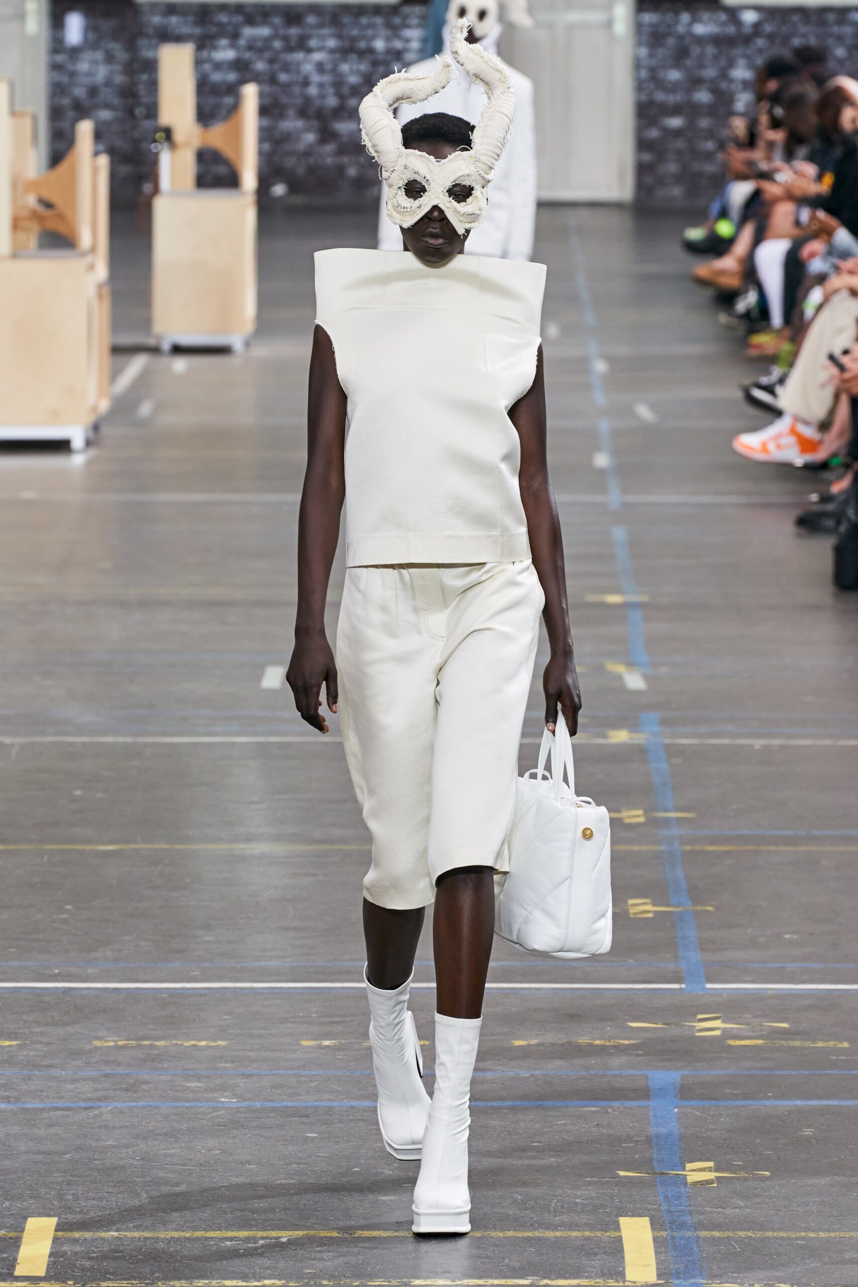 Off-White F/W 21 Look 2