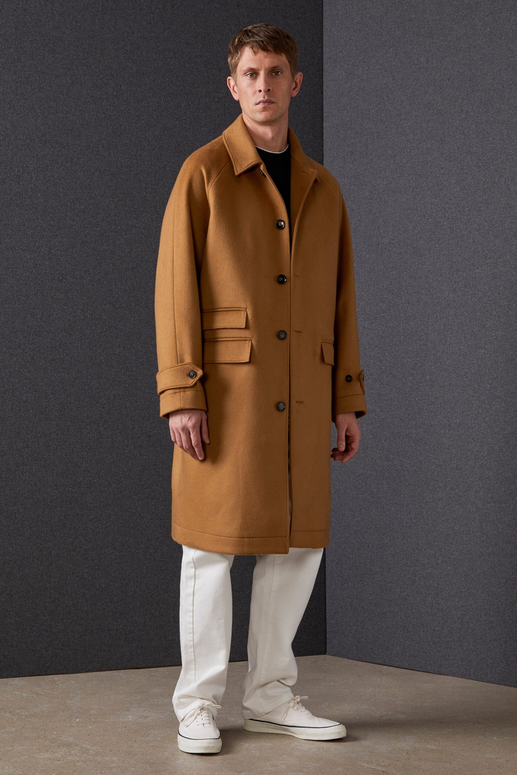 Officine Générale F/W 22 Look 2