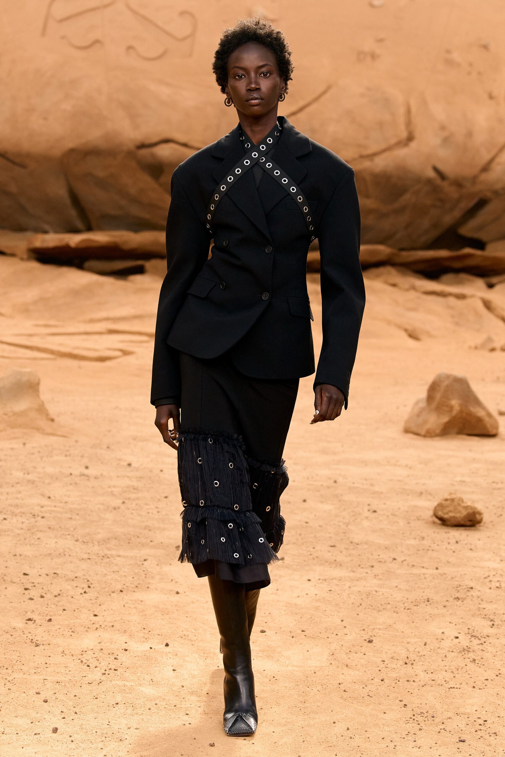 Off-White F/W 23 Look 2