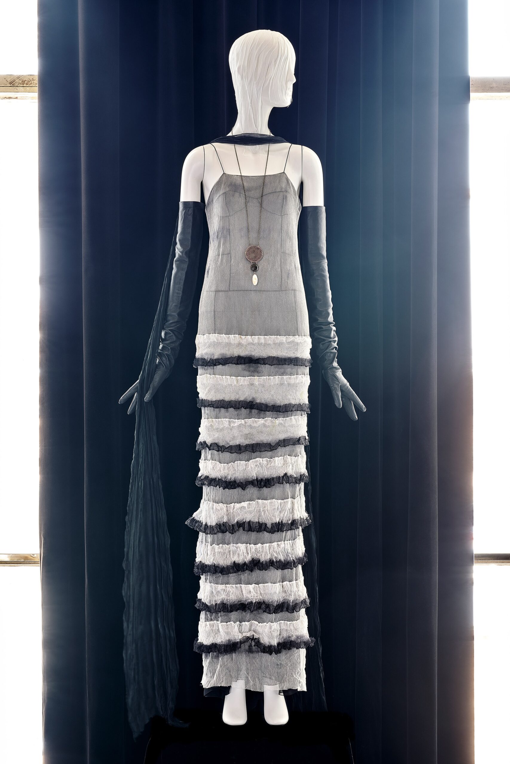 Olivier Theyskens F/W 22 Look 4