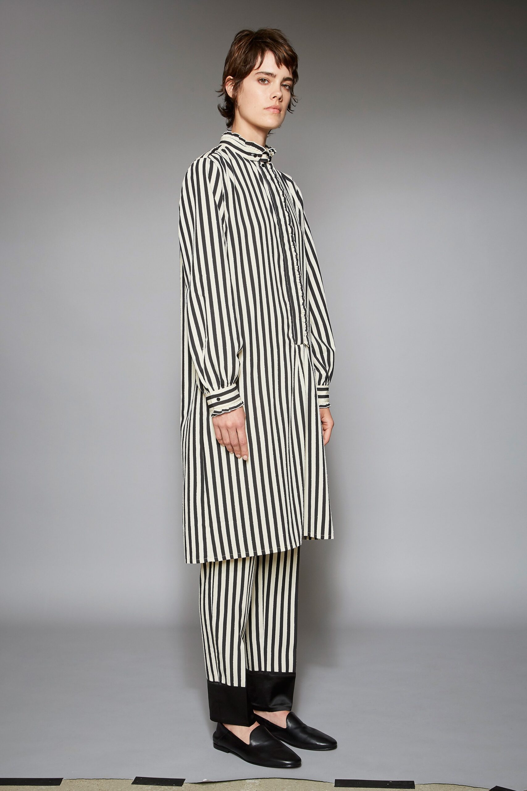Officine Générale Resort 20 Look 6