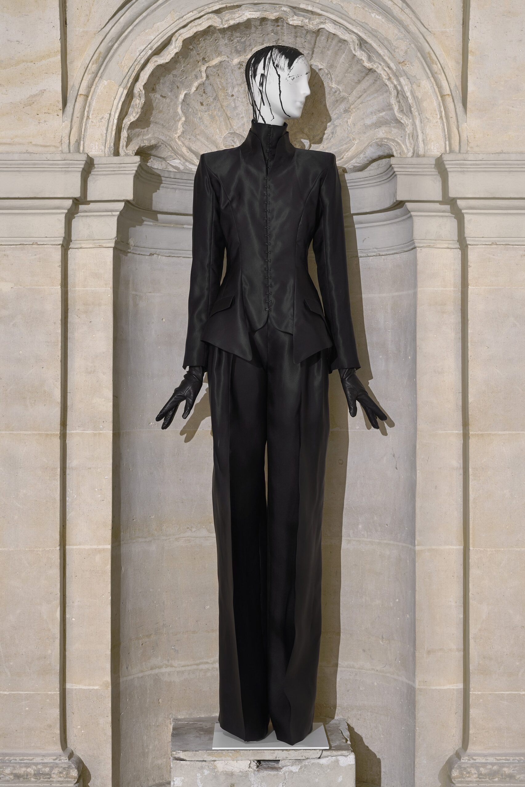 Olivier Theyskens S/S 23 Look 6