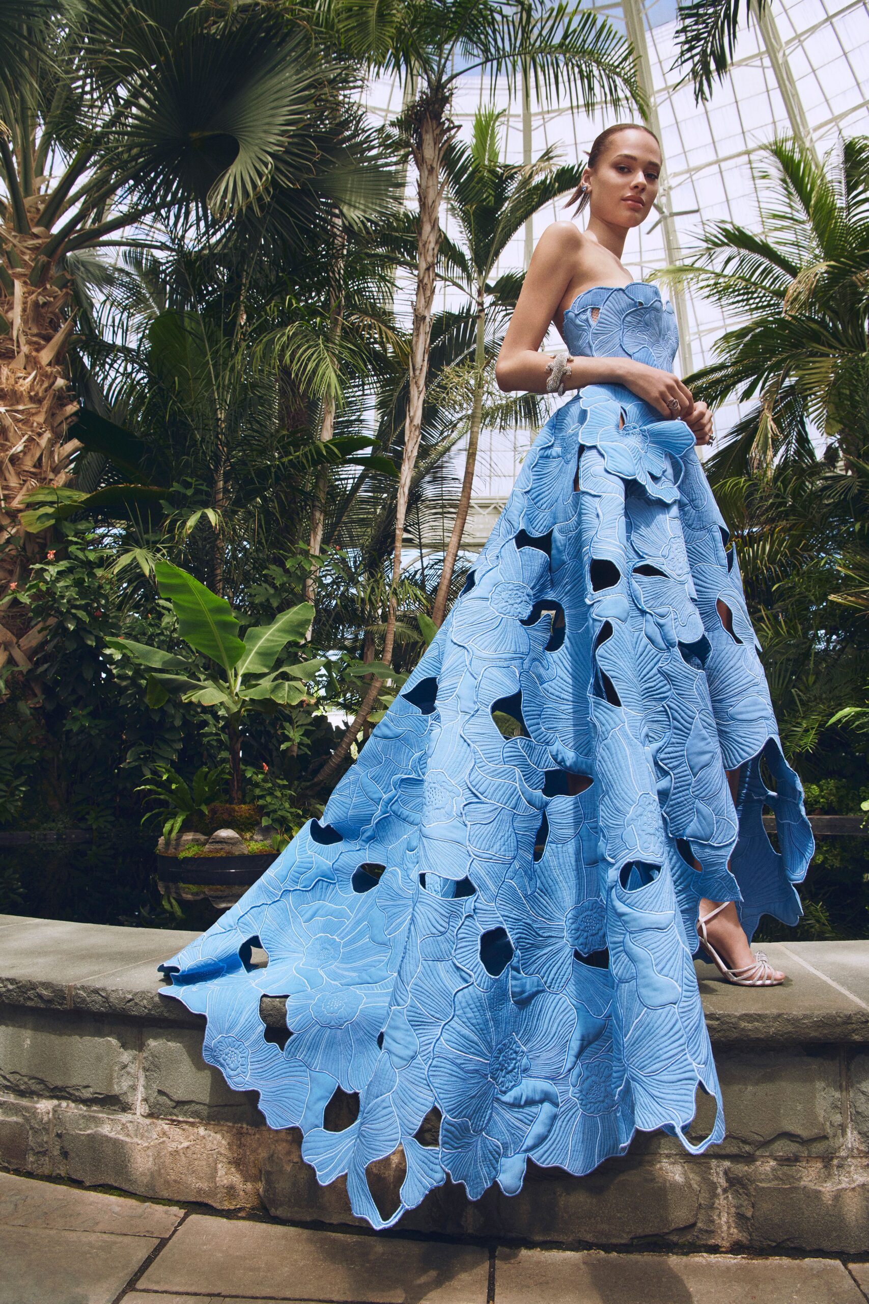 Oscar de la Renta Resort 23 Look 6