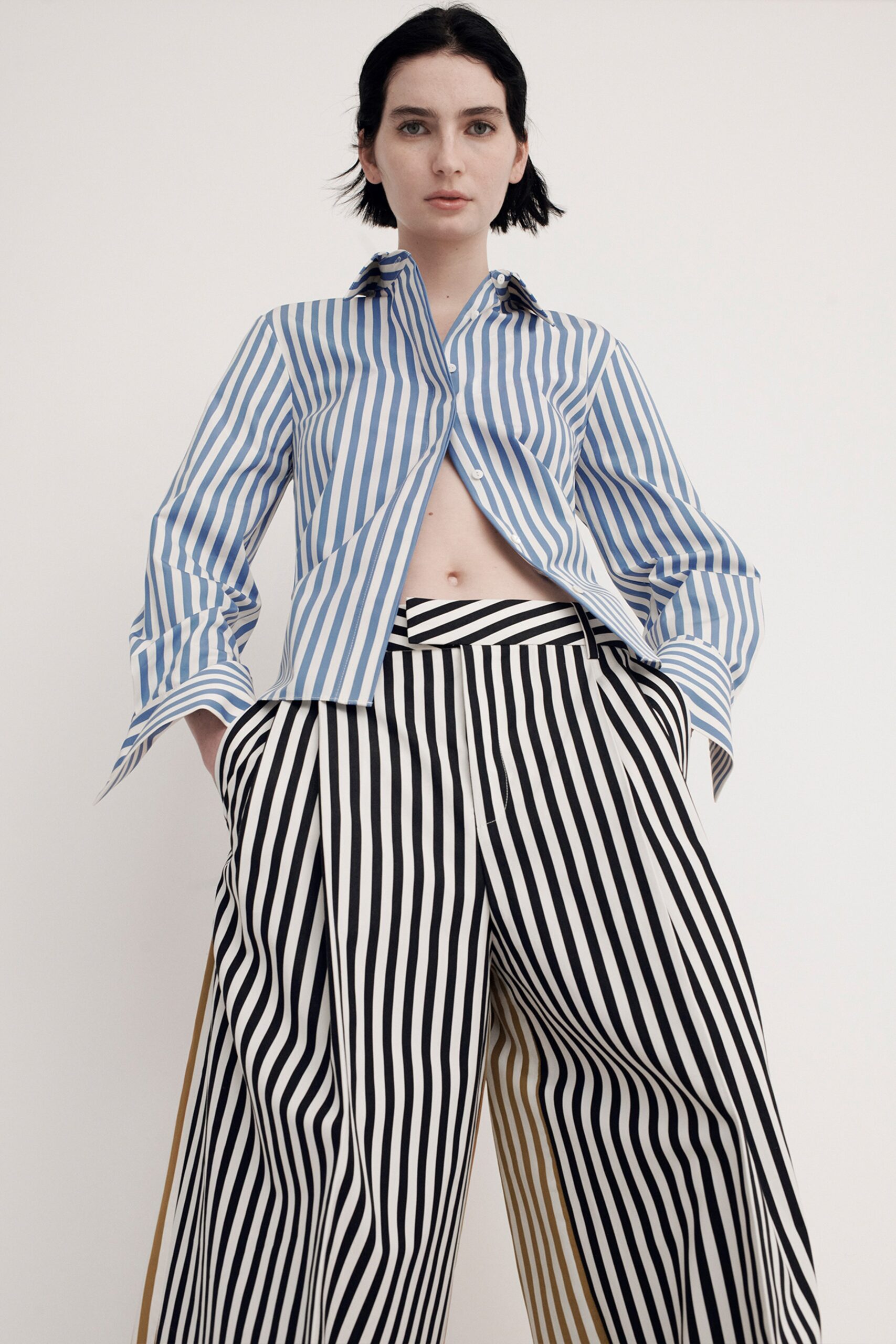 Partow F/W 22 Look 7