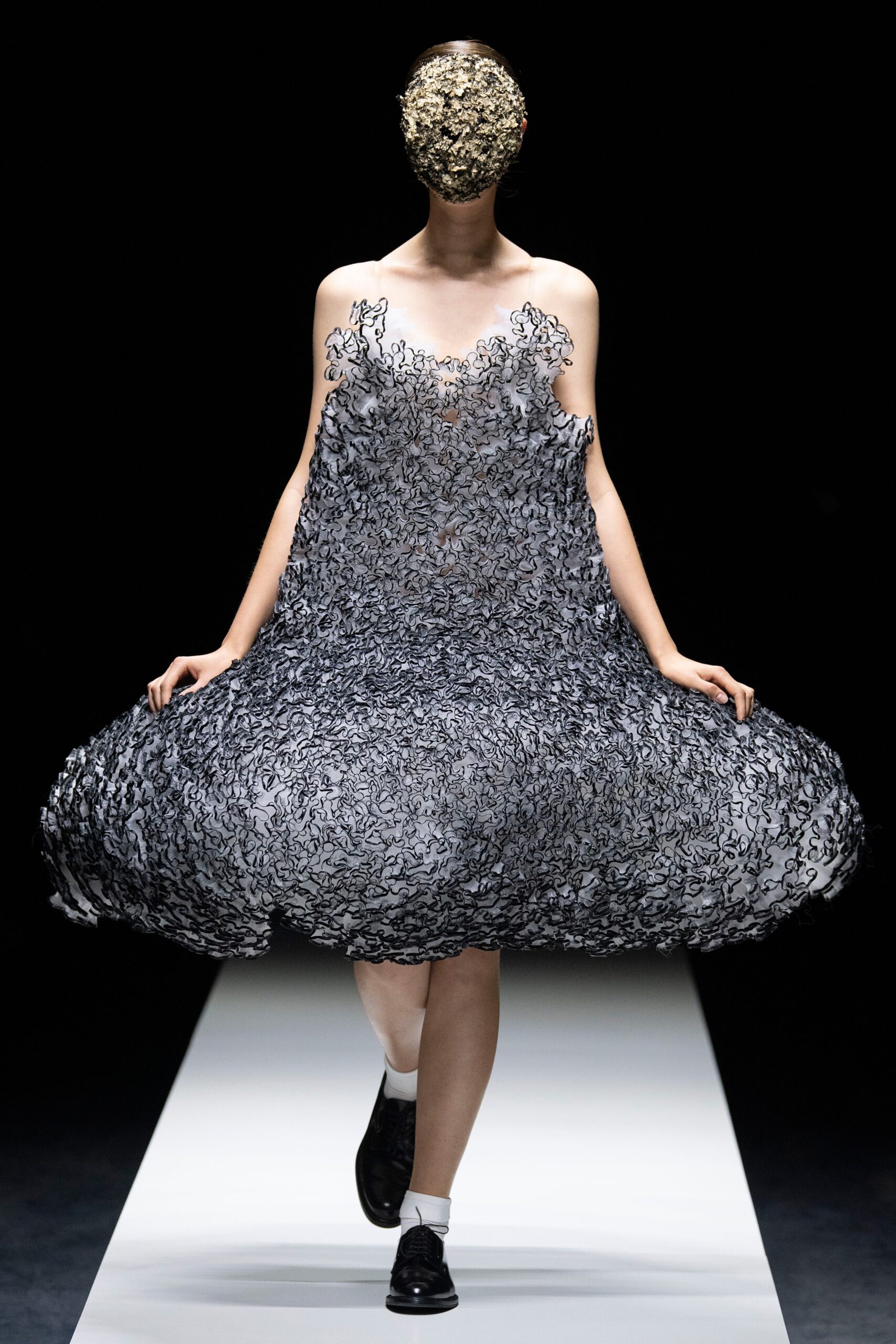 Noir Kei Ninomiya S/S 20 Look 8