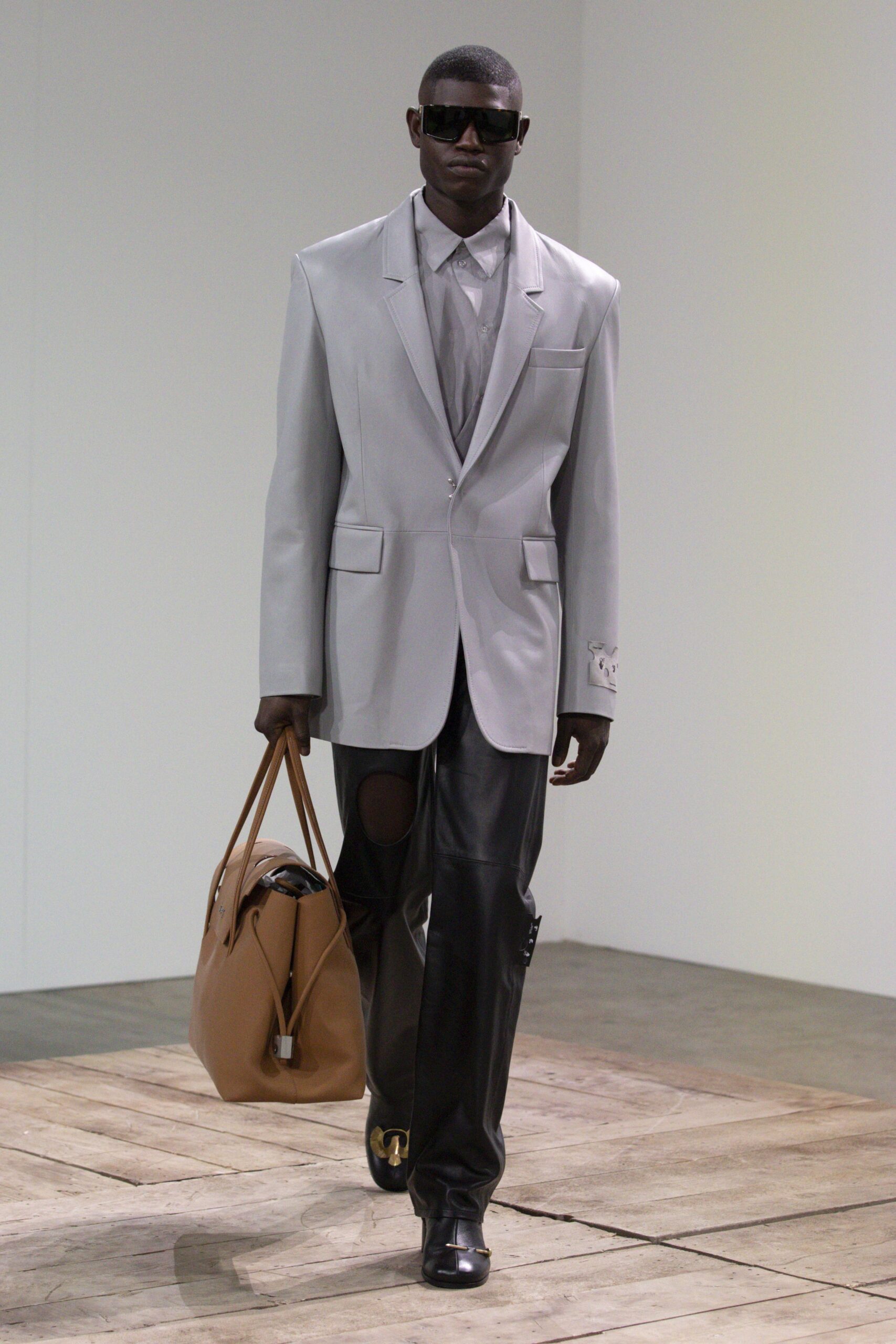 Off-White S/S 21 Look 8