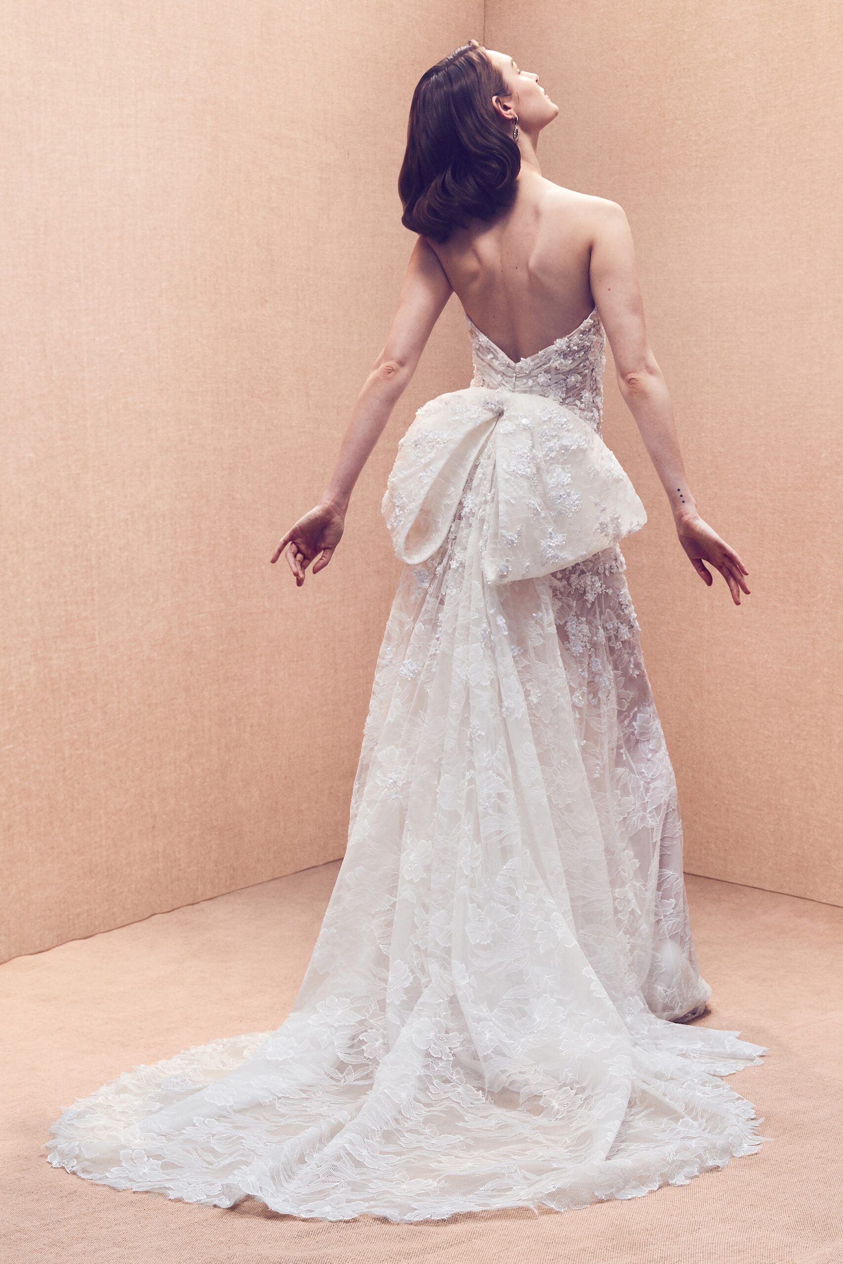 Oscar de la Renta S/S 20 Bridal Look 8