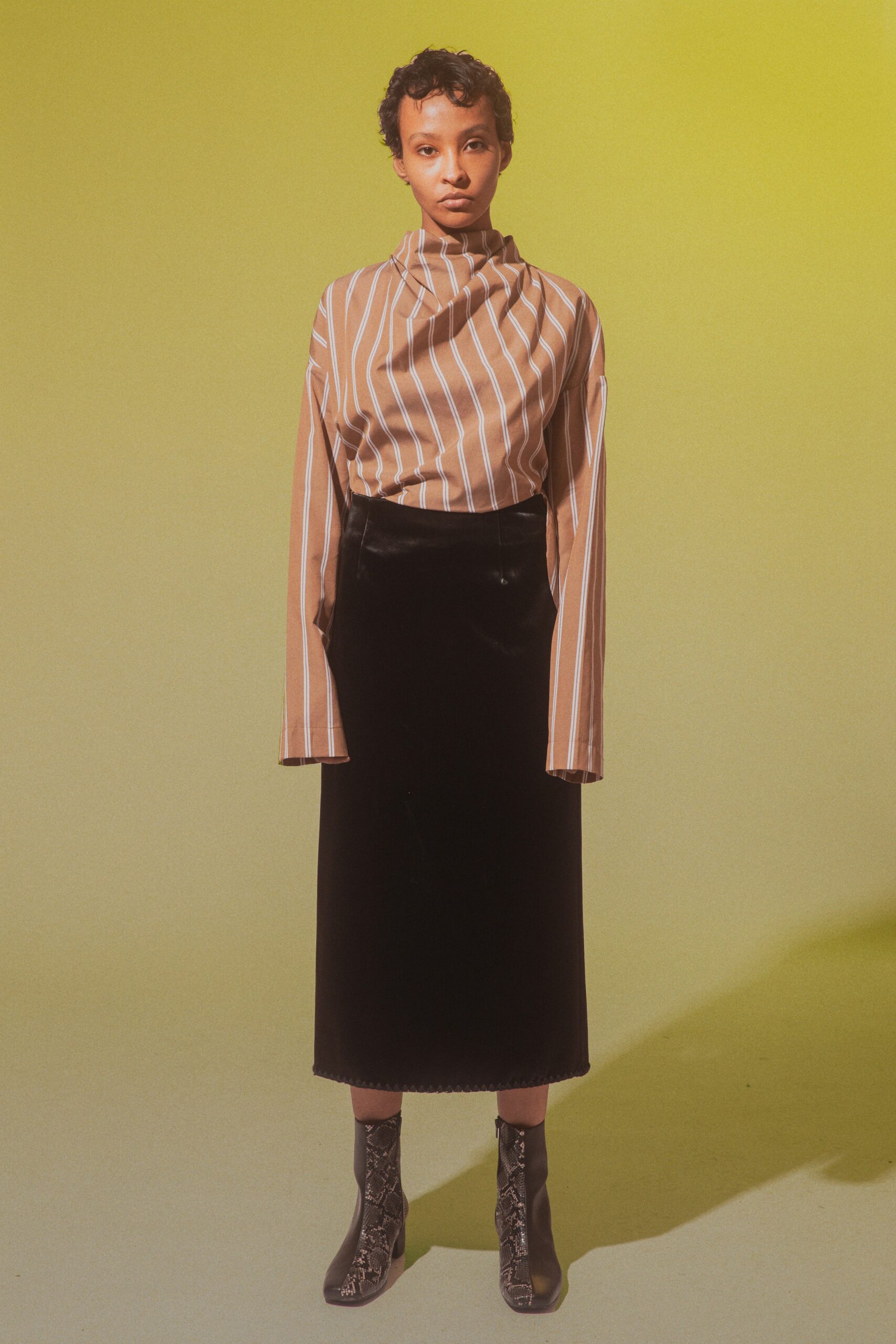 Nomia F/W 22 Look 9