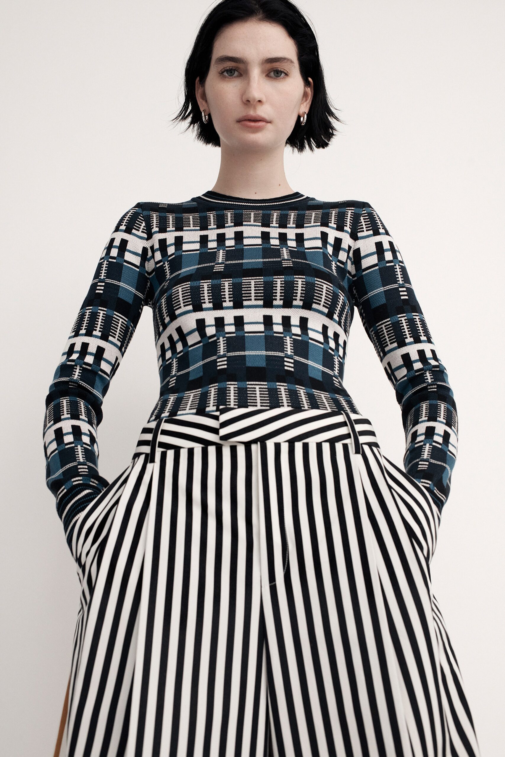 Partow F/W 22 Look 9