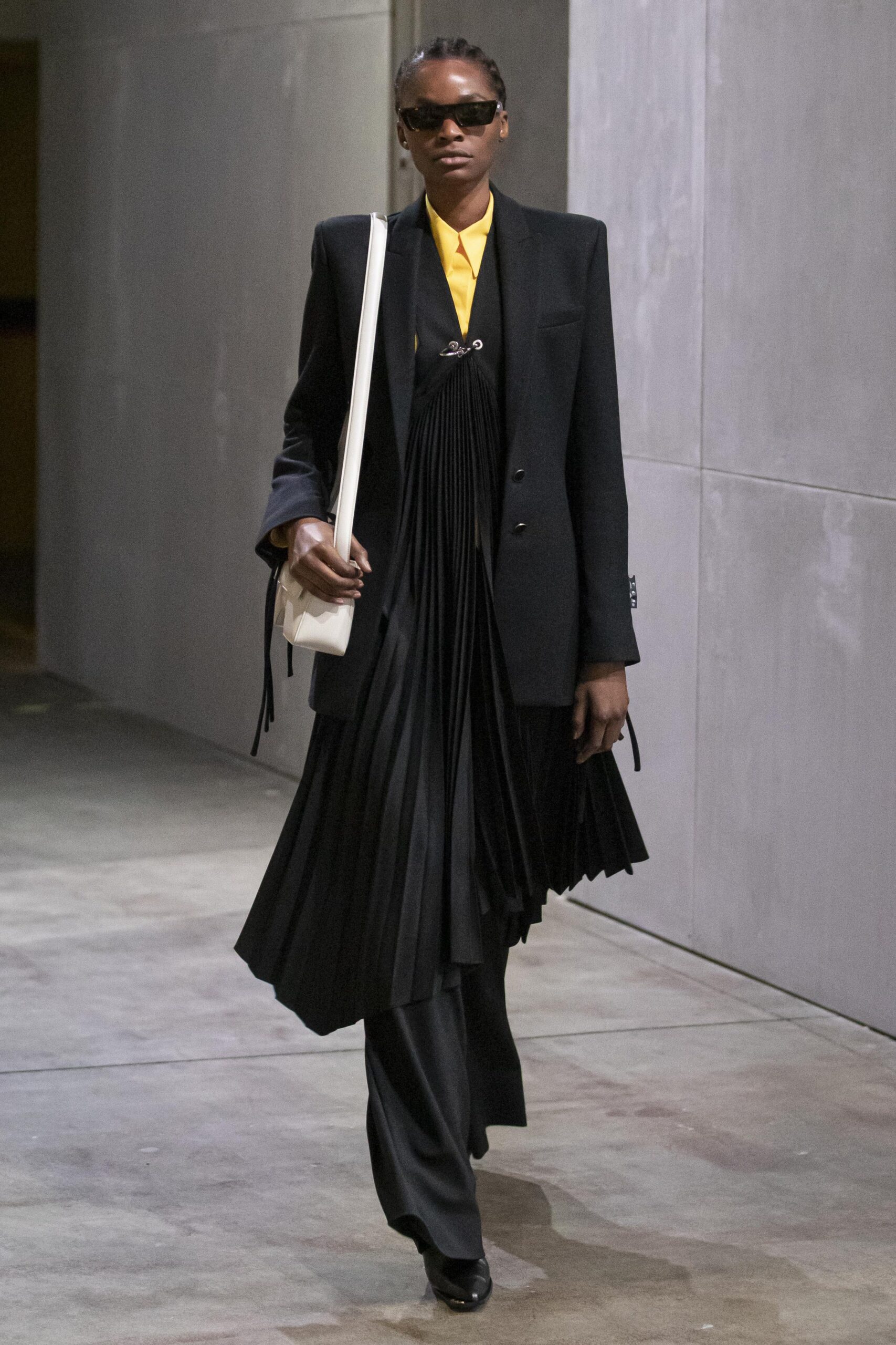 Off-White S/S 21 Look 10