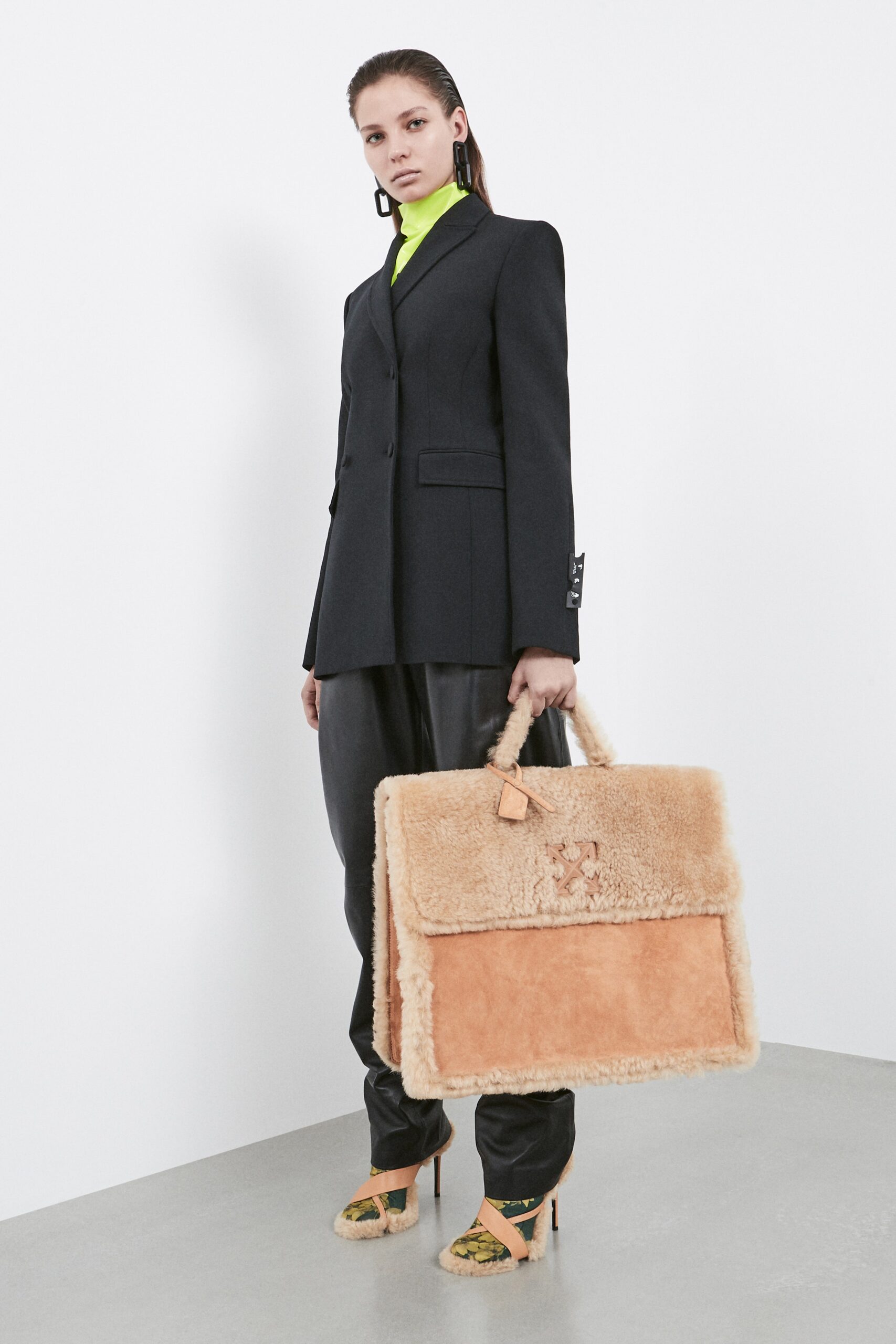 Off-White F/W 20 Look 11