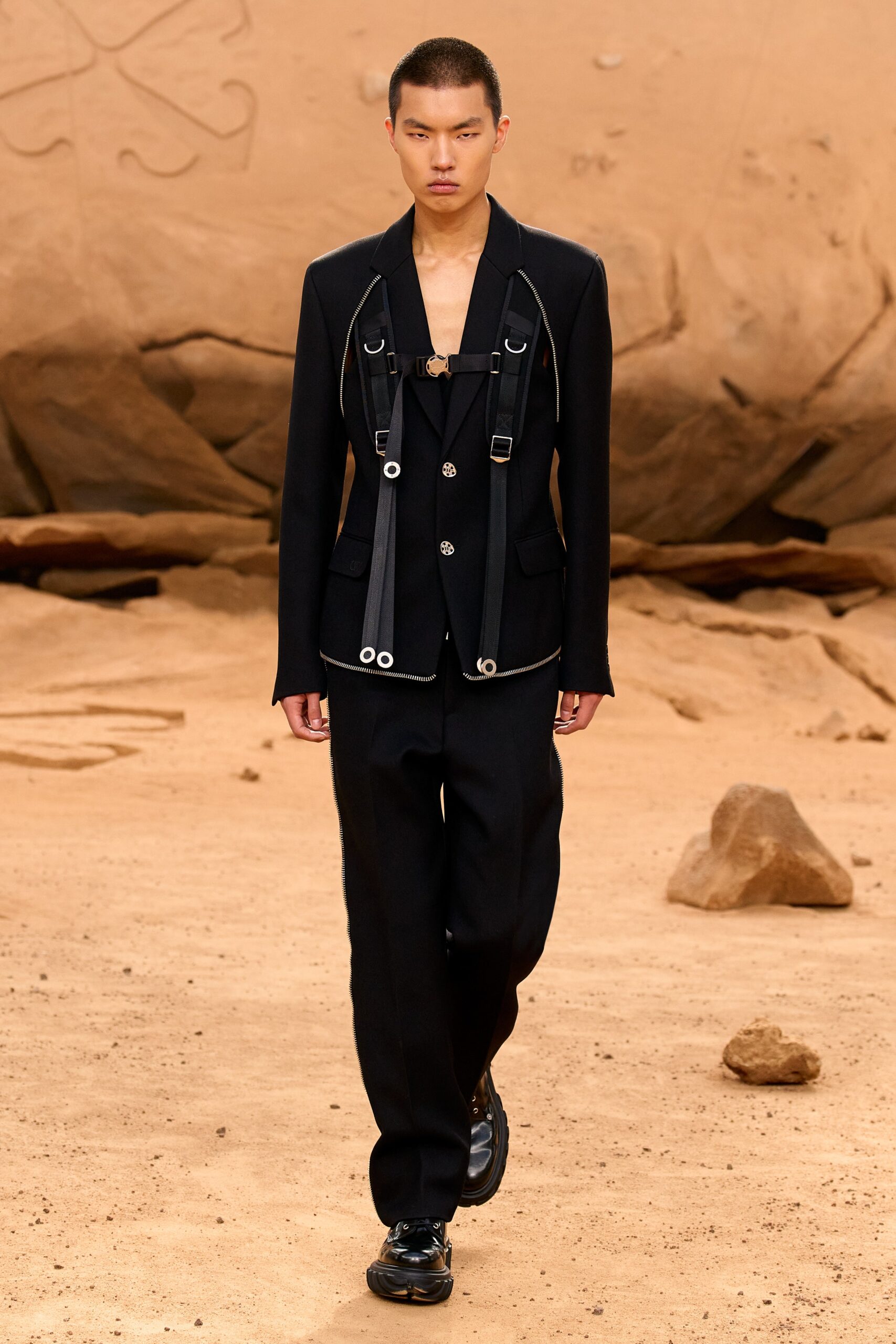 Off-White F/W 23 Look 14