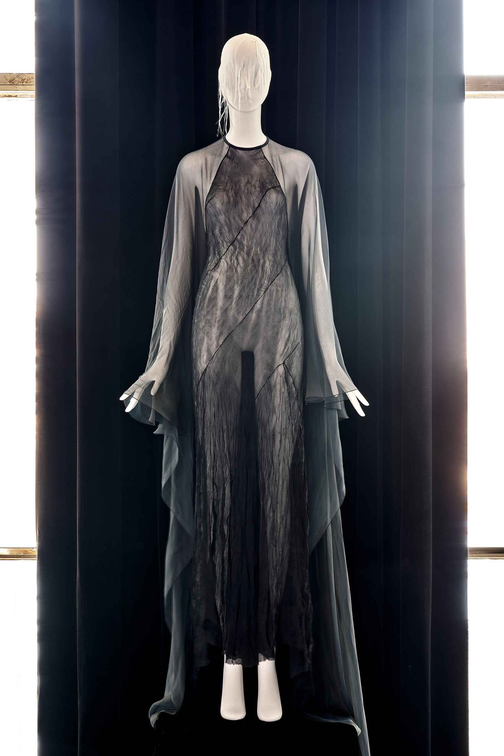 Olivier Theyskens F/W 22 Look 14