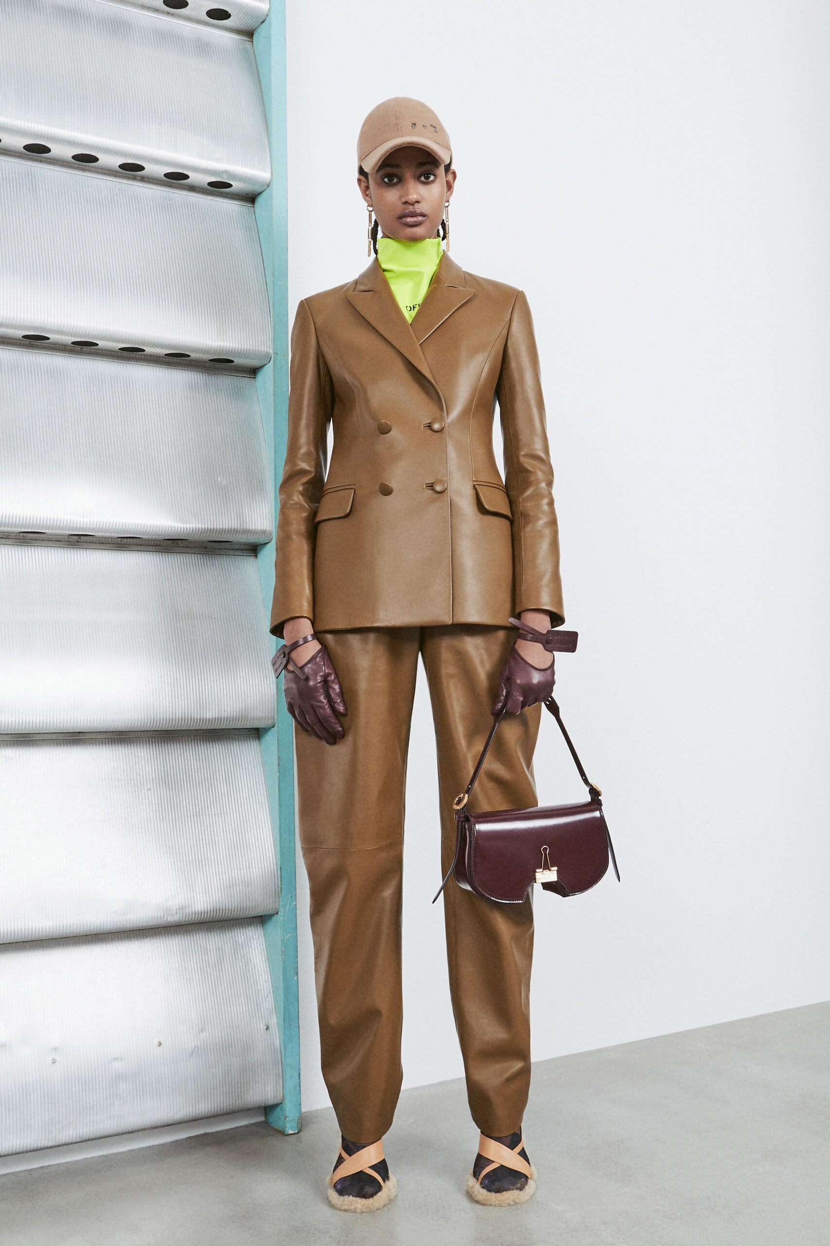 Off-White F/W 20 Look 15