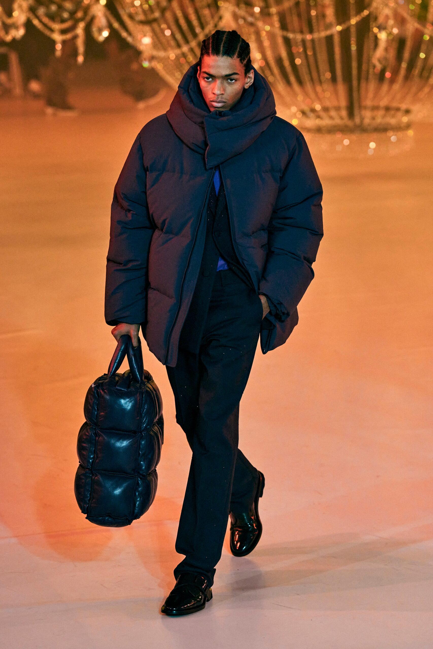 Off-White F/W 22 Menswear Look 15