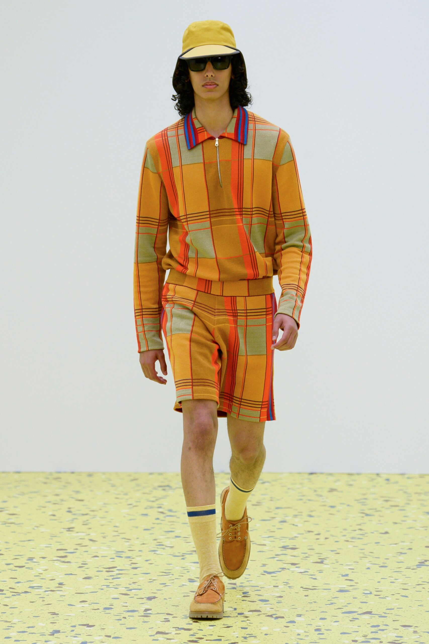 Paul Smith S/S 22 Menswear Look 16