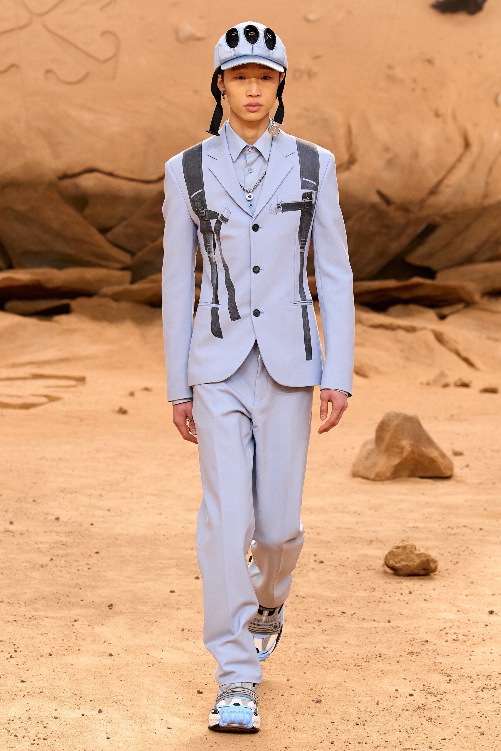 Off-White F/W 23 Look 16