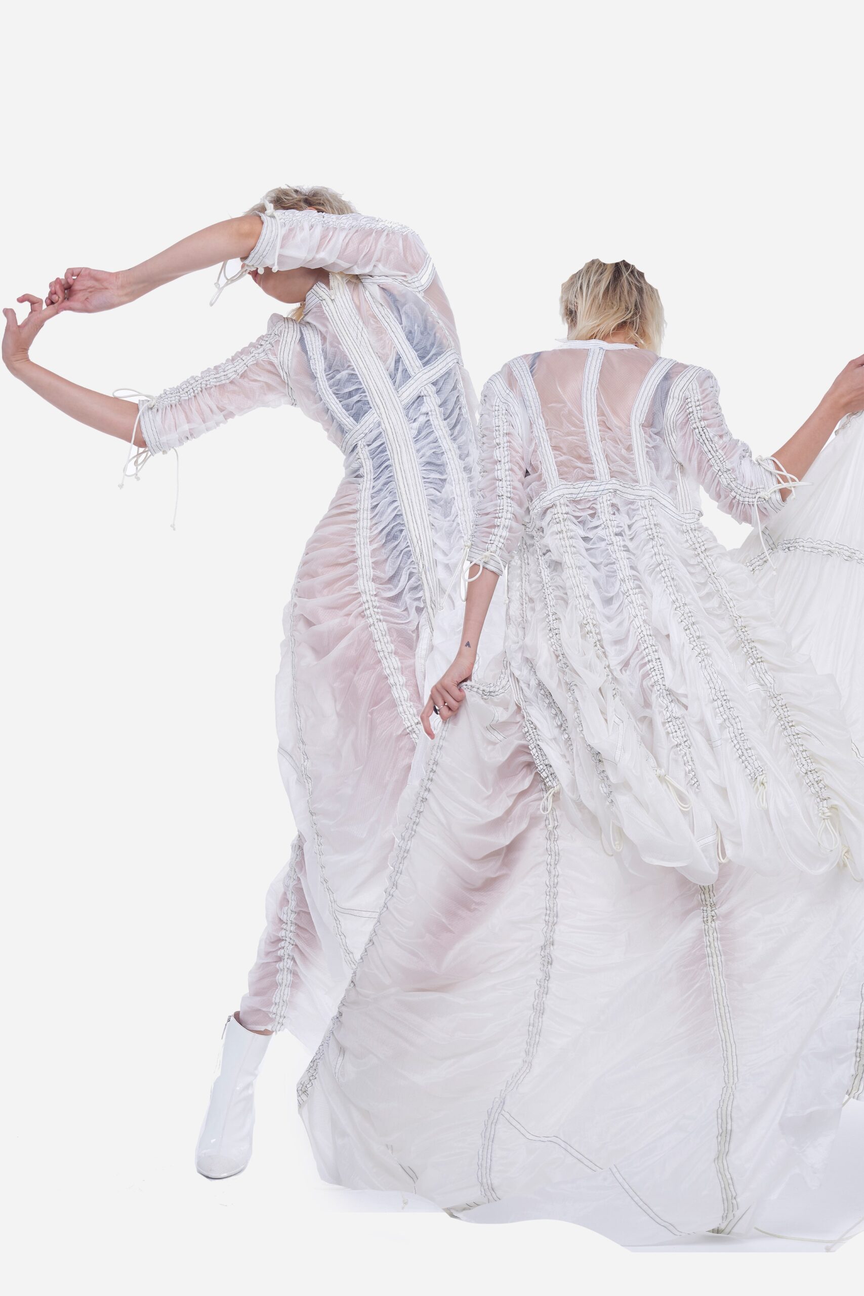 Norma Kamali F/W 19 Look 17