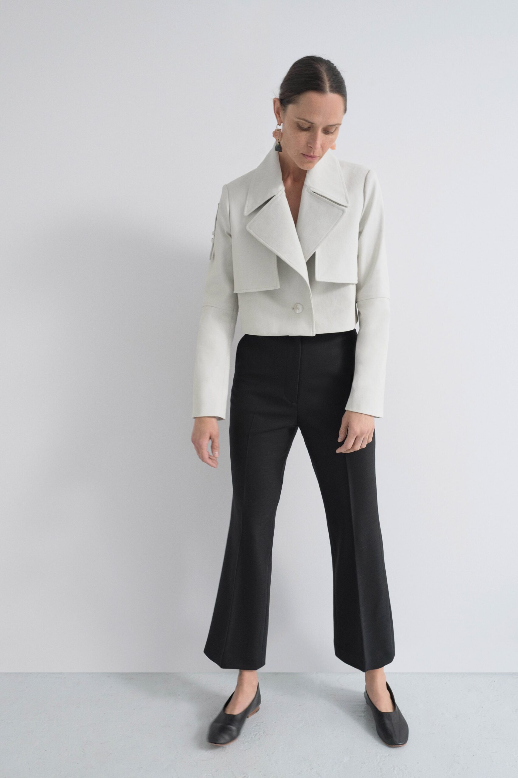 Partow Resort 19 Look 20