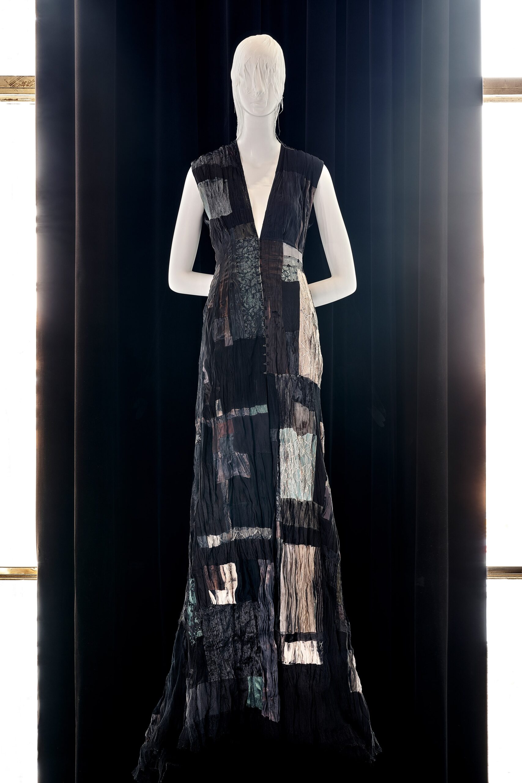 Olivier Theyskens F/W 22 Look 22