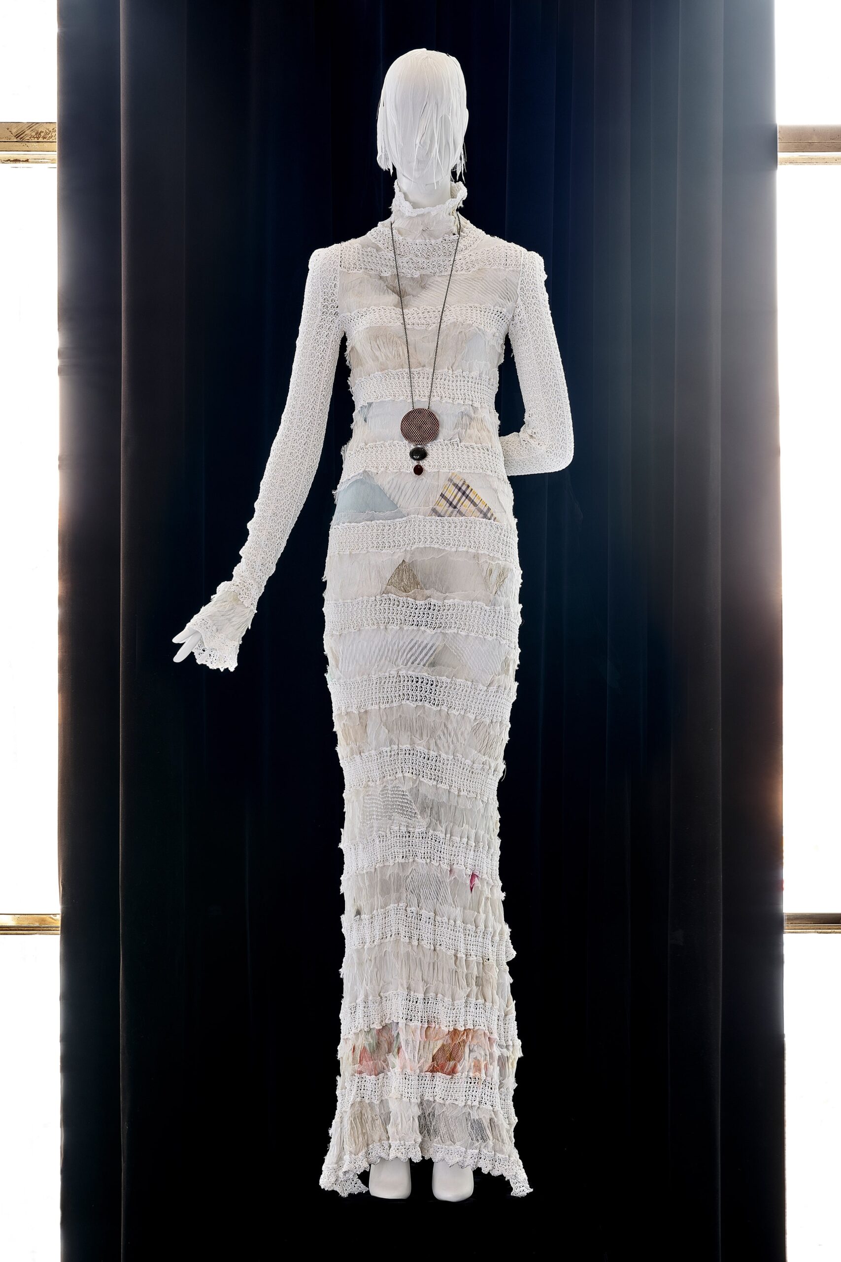 Olivier Theyskens F/W 22 Look 23