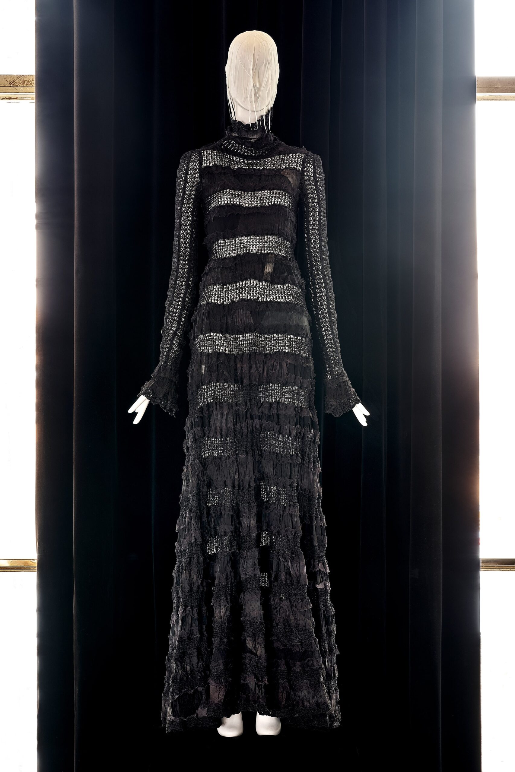 Olivier Theyskens F/W 22 Look 24