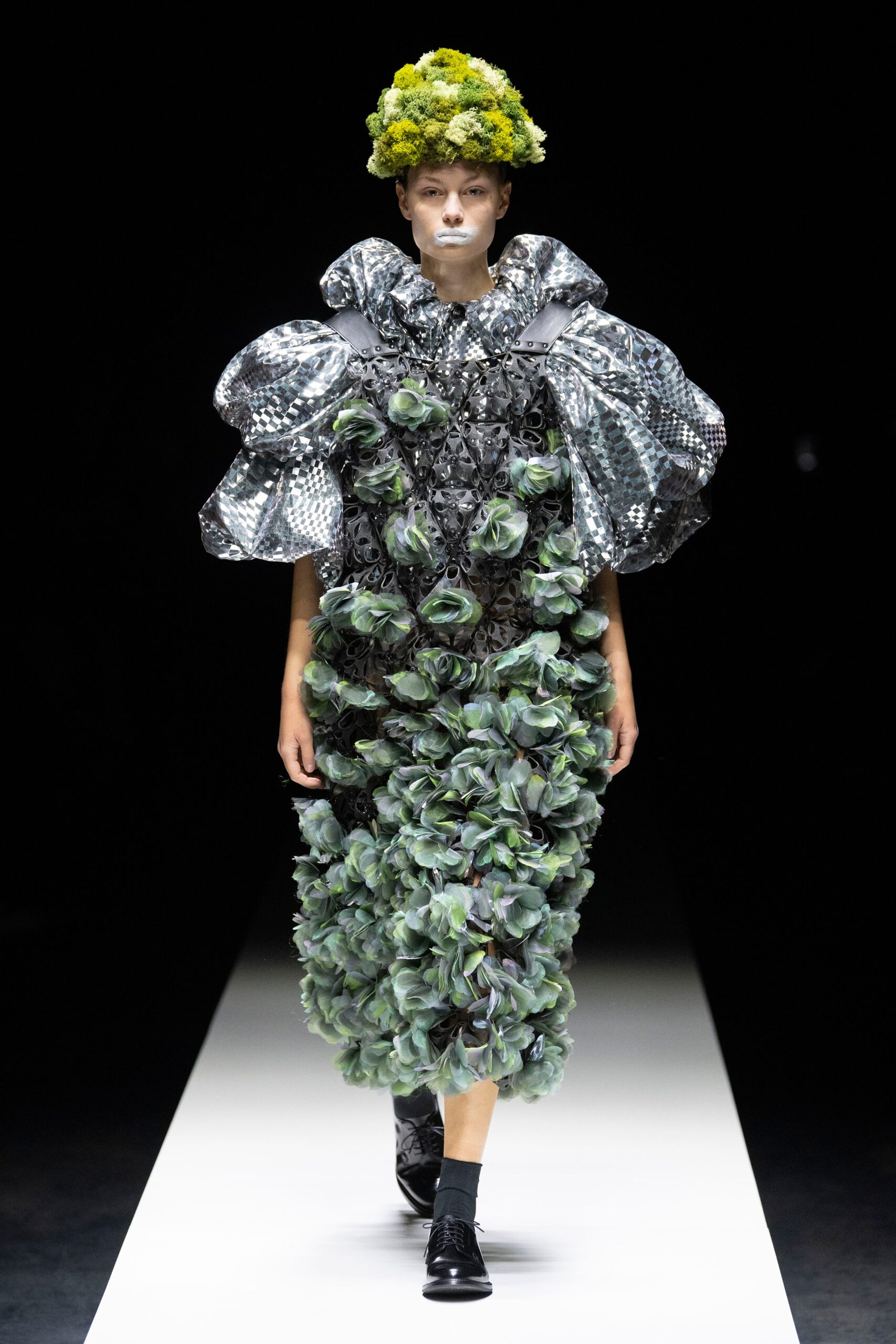 Noir Kei Ninomiya S/S 20 Look 26