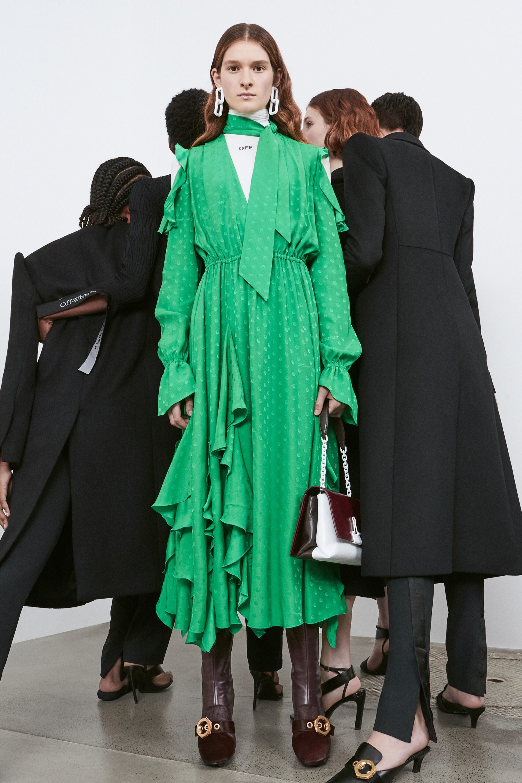 Off-White F/W 20 Look 26