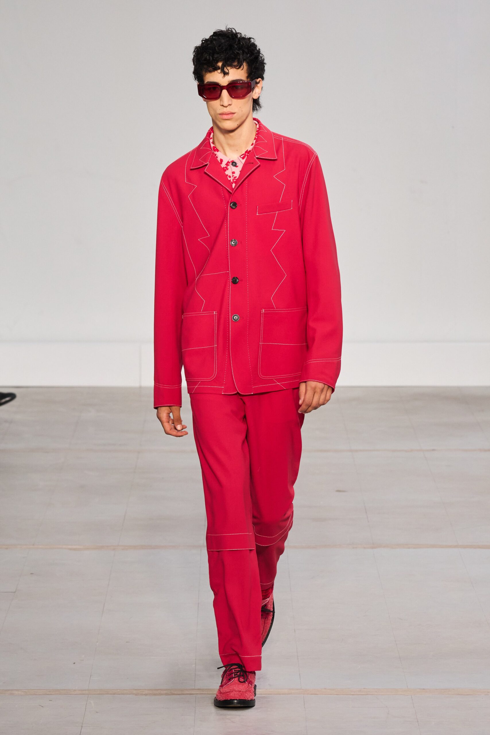 Paul Smith S/S 24 Menswear Look 25