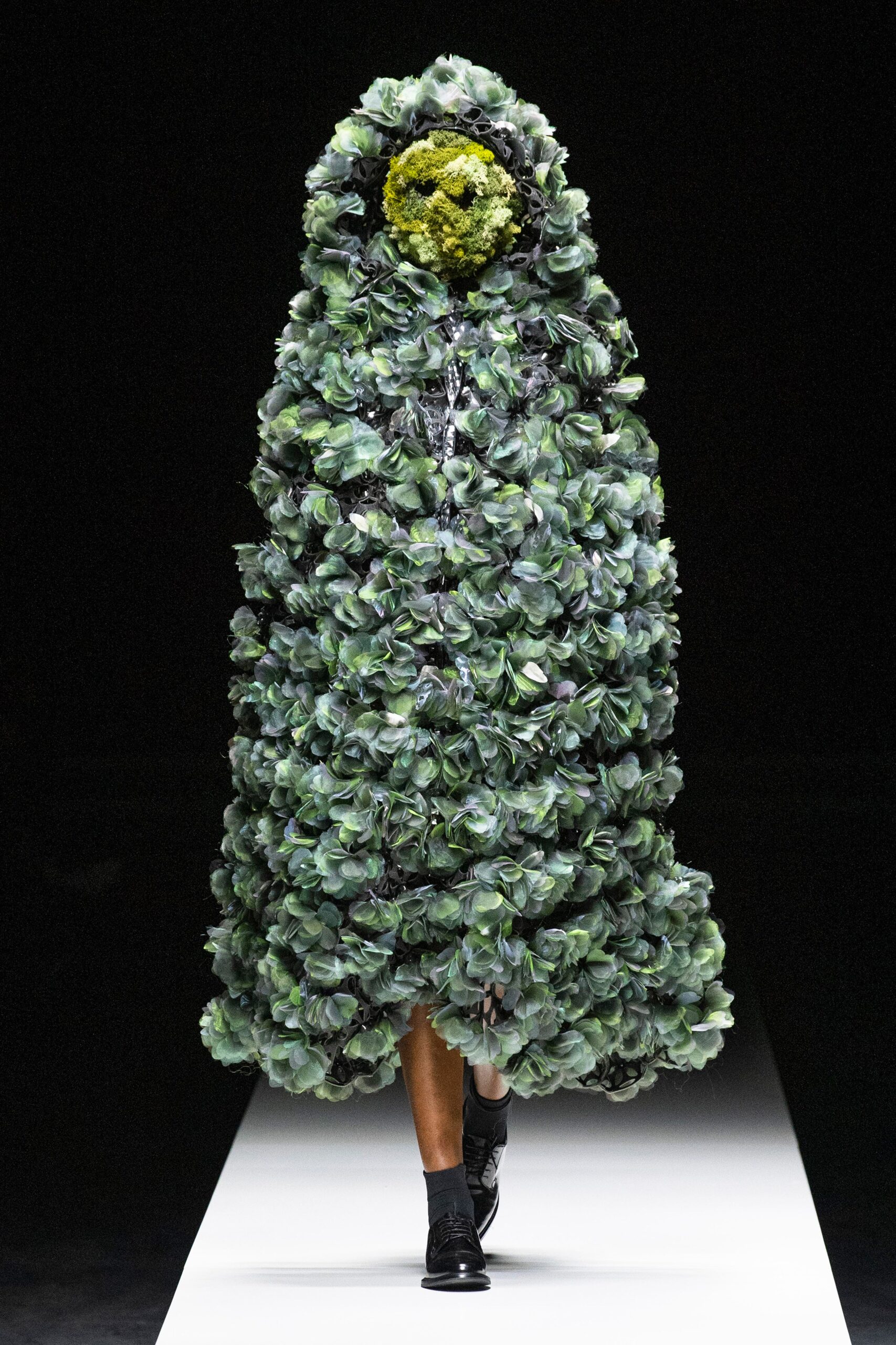 Noir Kei Ninomiya S/S 20 Look 27