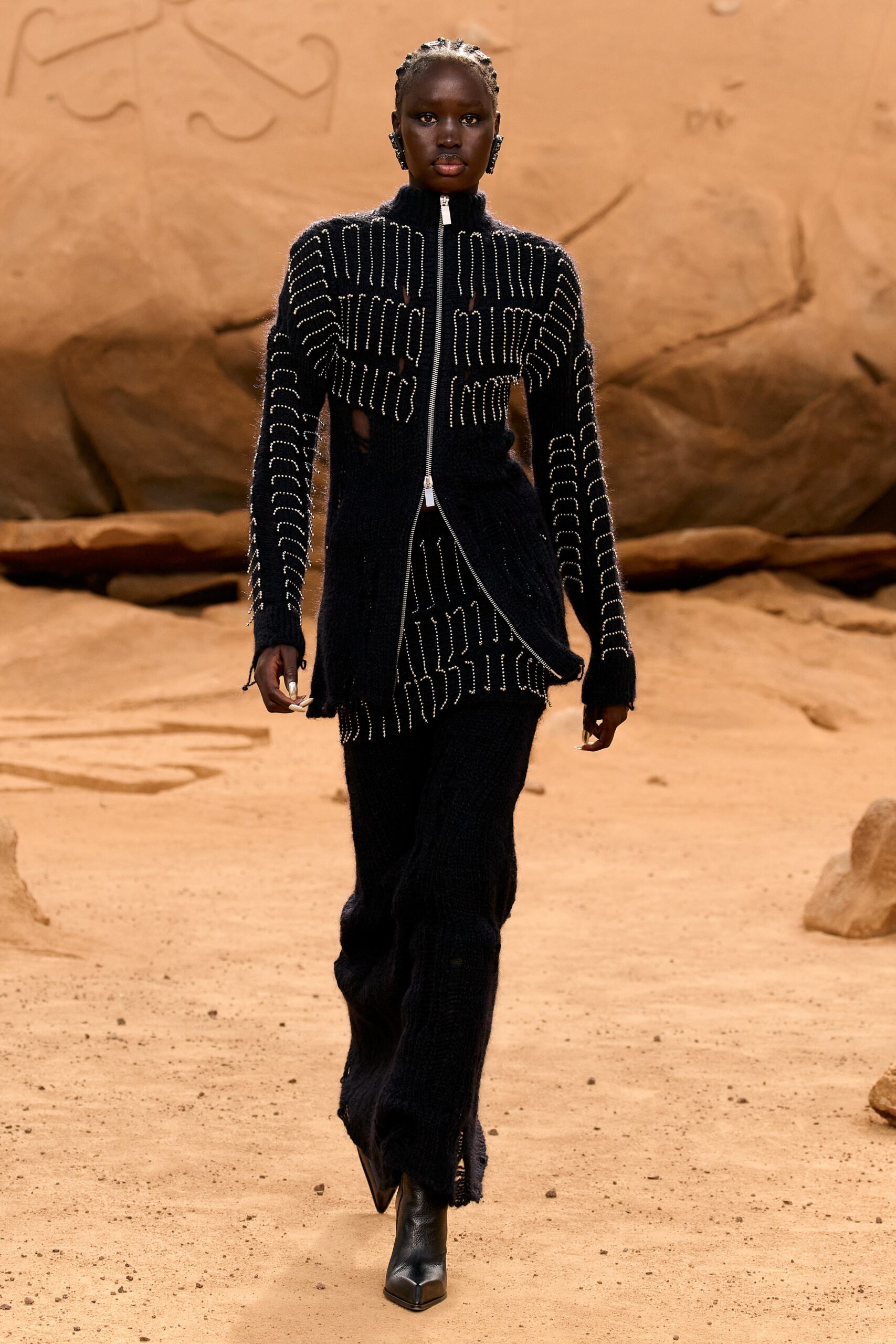 Off-White F/W 23 Look 29