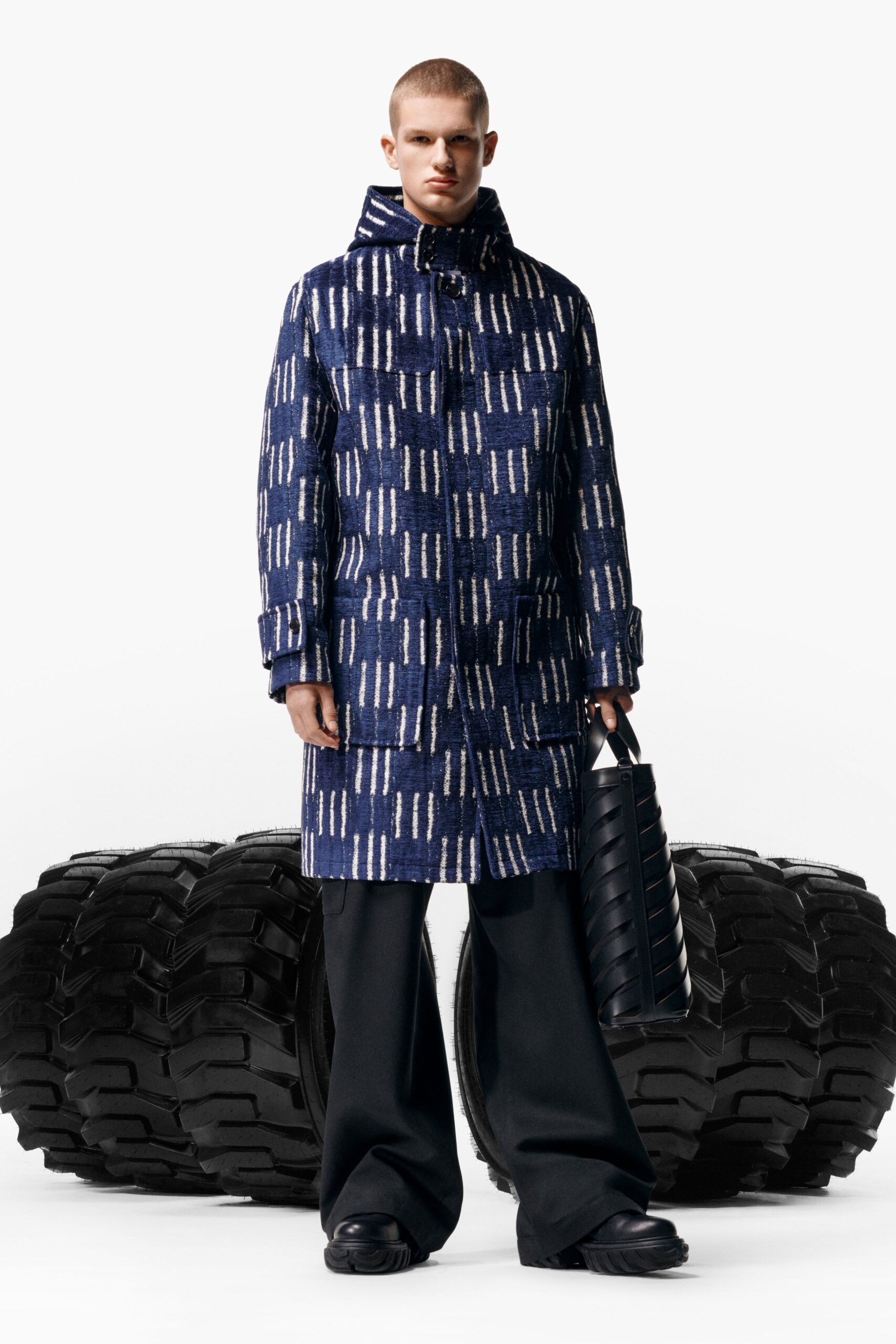 Off-White F/W 23 Look 30