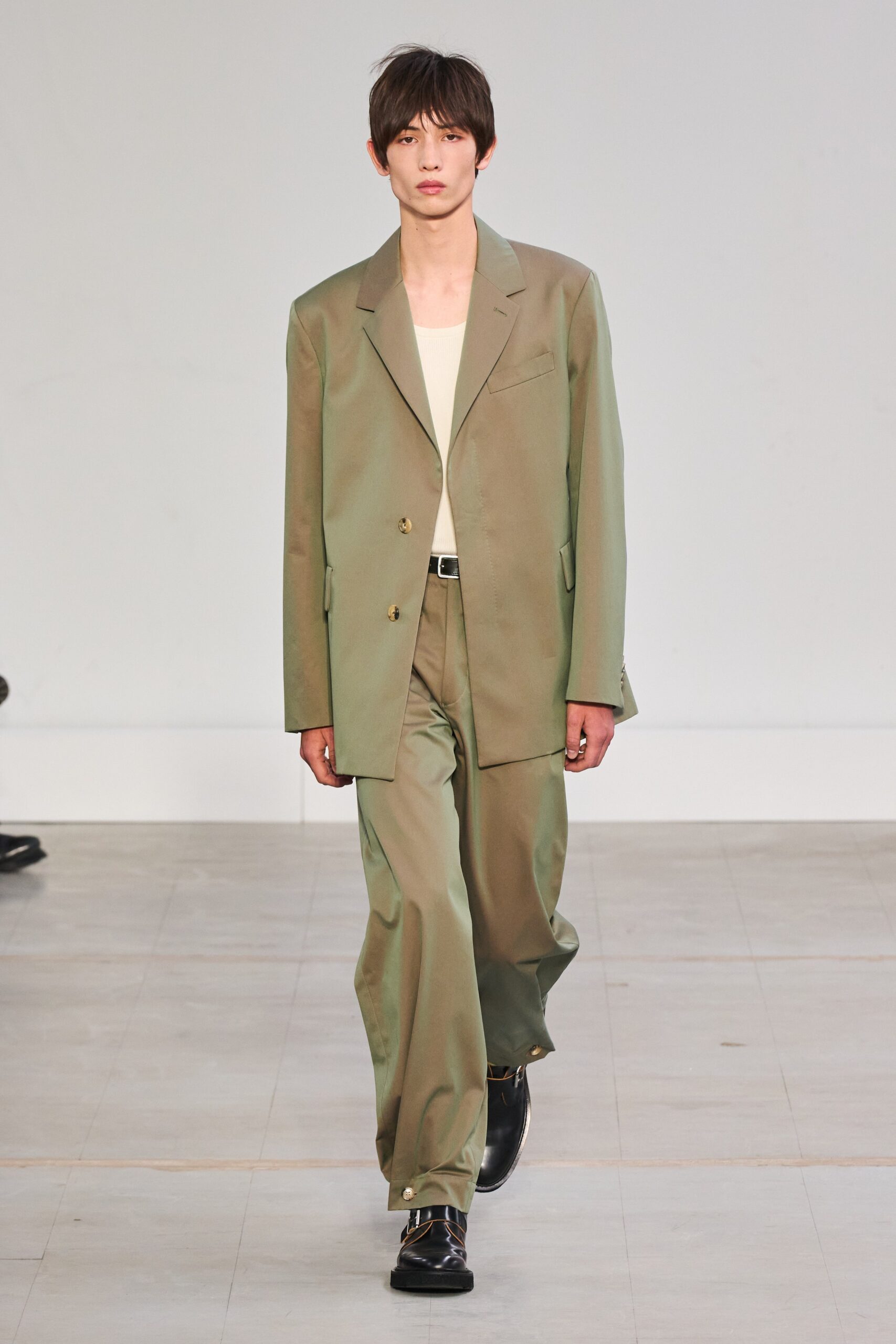 Paul Smith S/S 24 Menswear Look 29