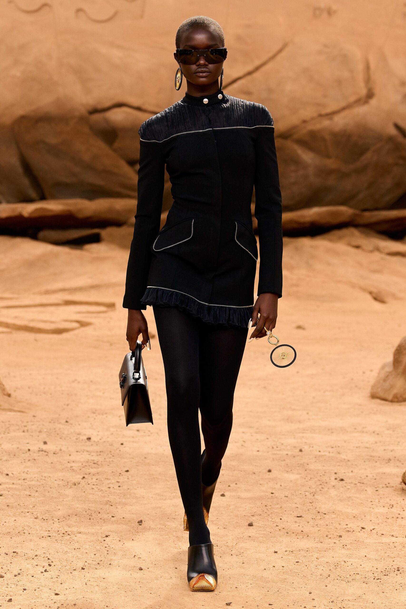 Off-White F/W 23 Look 32