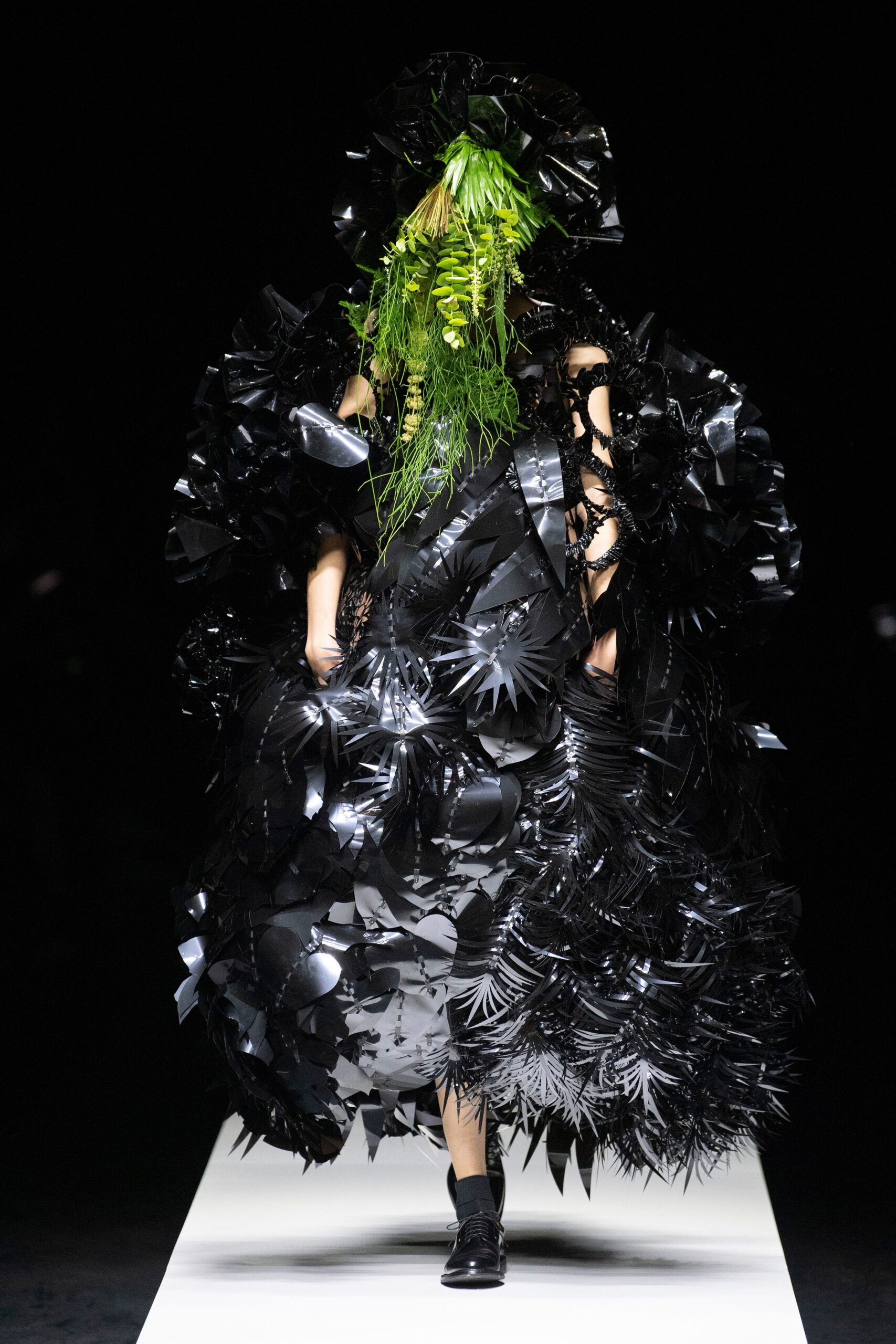 Noir Kei Ninomiya S/S 20 Look 33